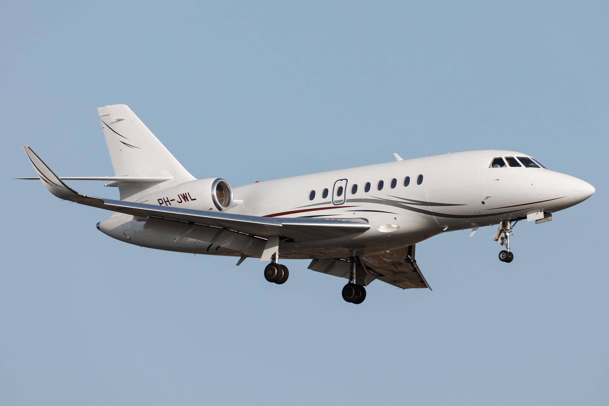 Hamburg Airport: Cartier Europe | Dassault Falcon 2000LX F2TH | PH-JWL | MSN 276