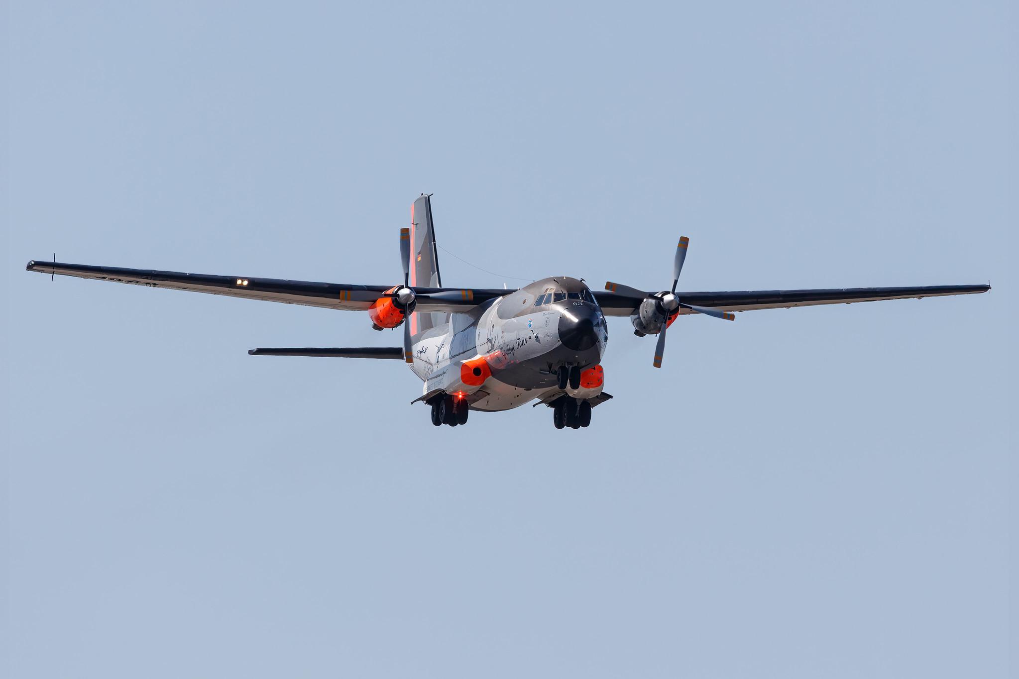 Hamburg Airport: German Air Force (/ GAF) | Transall C-160D C160 | 50+40 | MSN D62