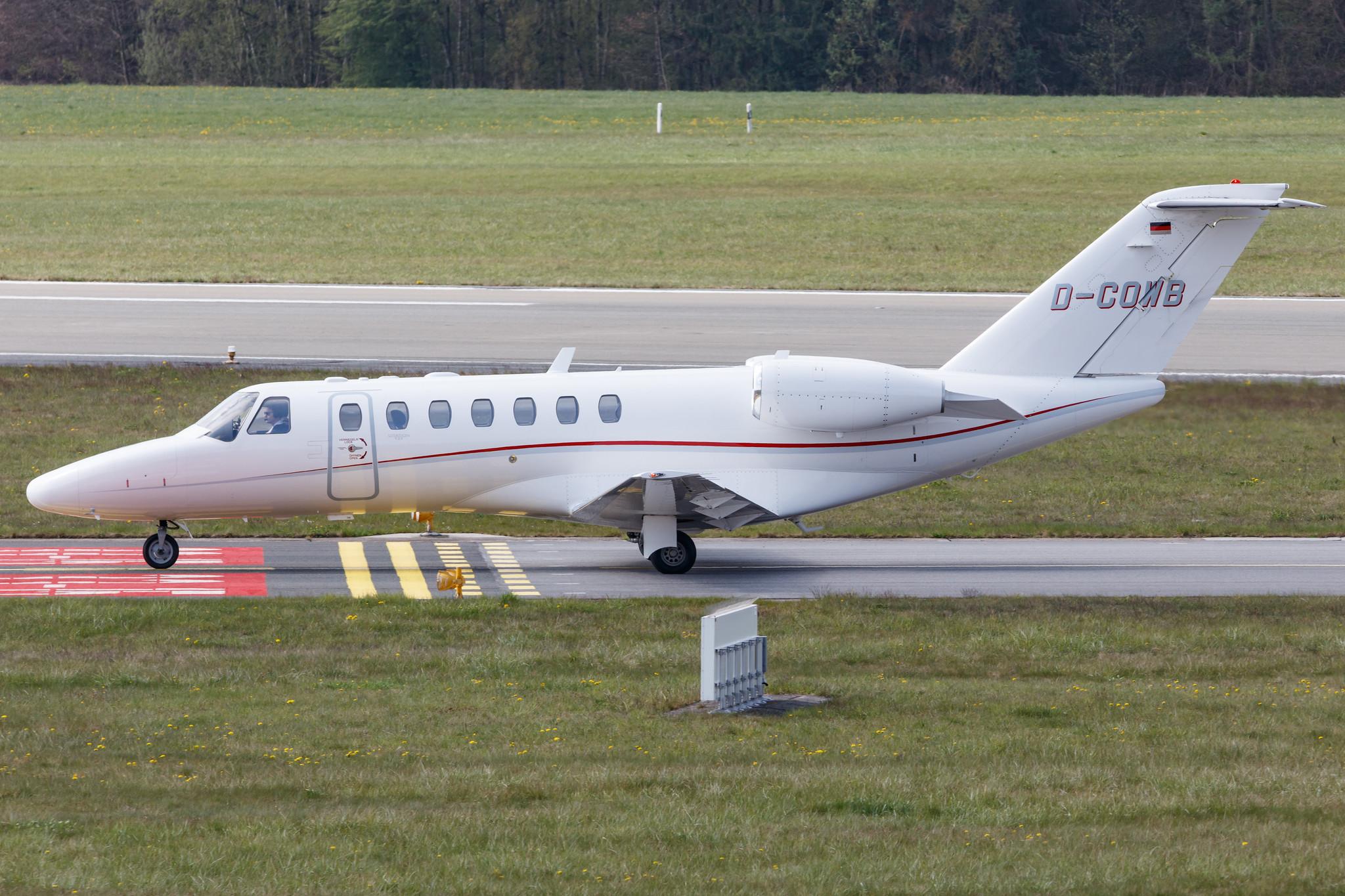 Hamburg Airport: Atlas Air Service |  Cessna 525B CitationJet CJ3 C25B | D-COWB | MSN 525B-0220