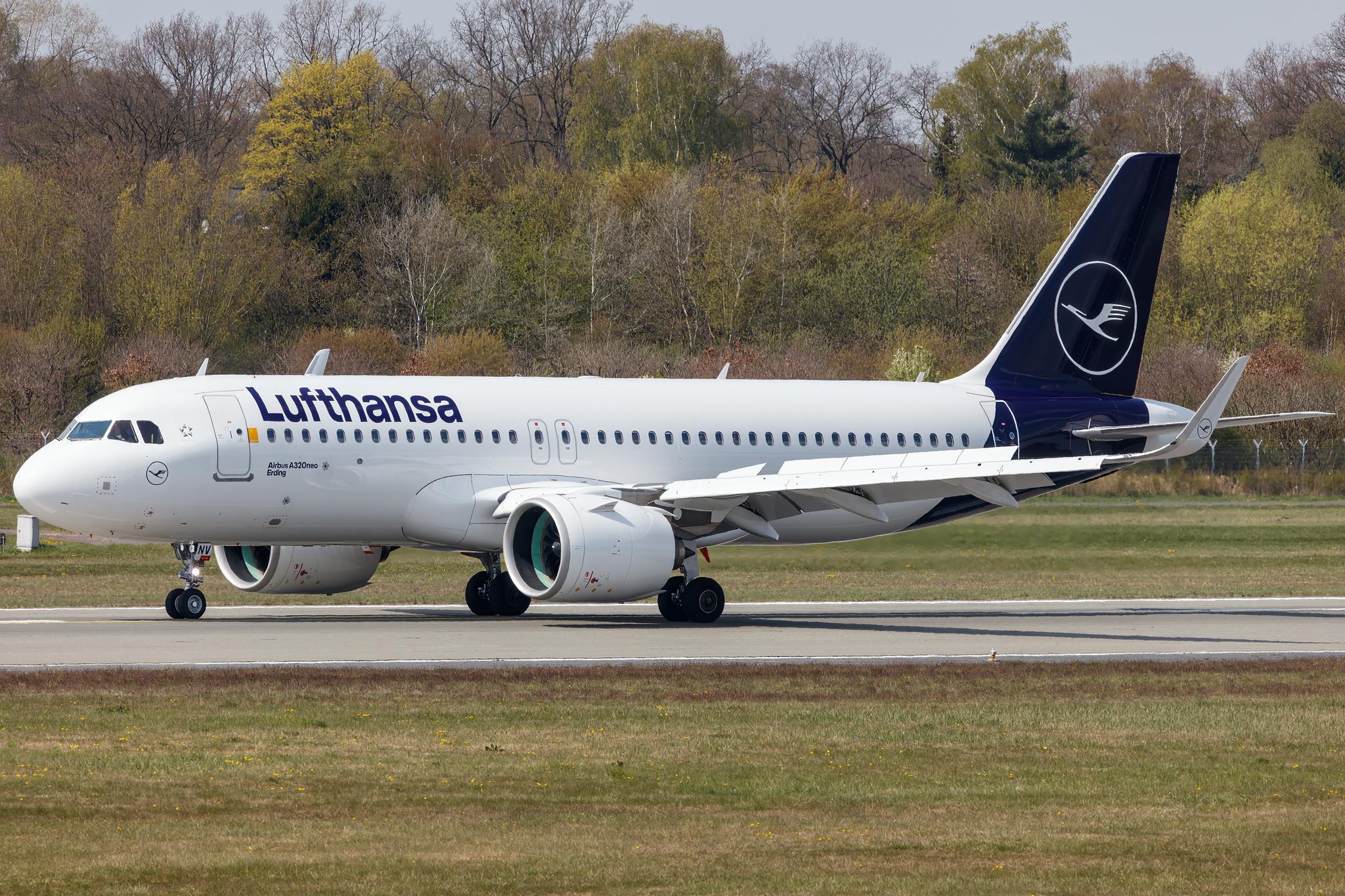 Hamburg Airport: Lufthansa (LH / DLH) |  Airbus A320-271N A20N | D-AINV | MSN 9071