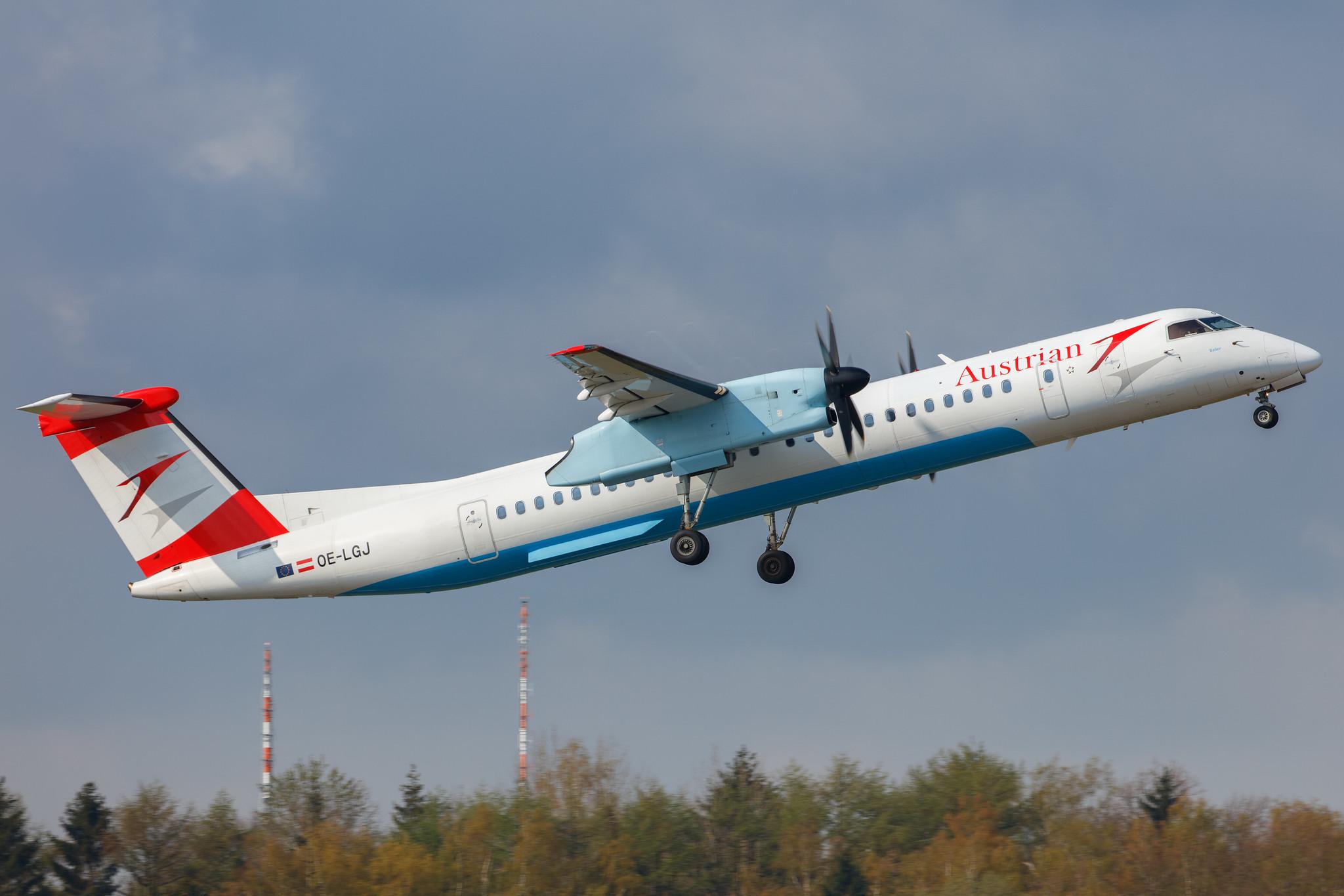 Hamburg Airport: Austrian Airlines (OS / AUA) |  De Havilland Canada Dash 8-400 DH8D | OE-LGJ | MSN 4104