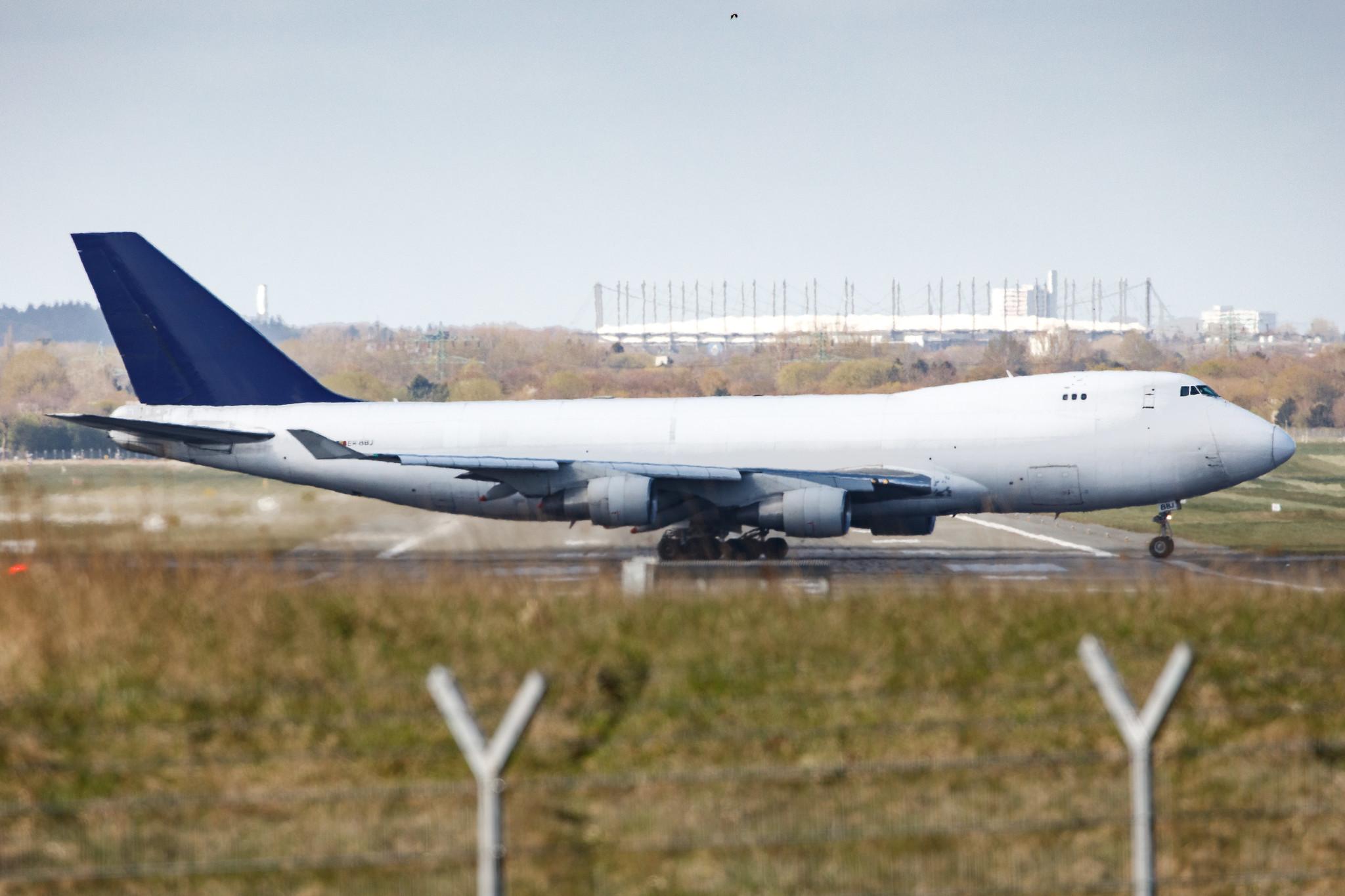 Hamburg Airport: Aerotranscargo |  Boeing 747-412(F) B744 | ER-BBJ | MSN 26558