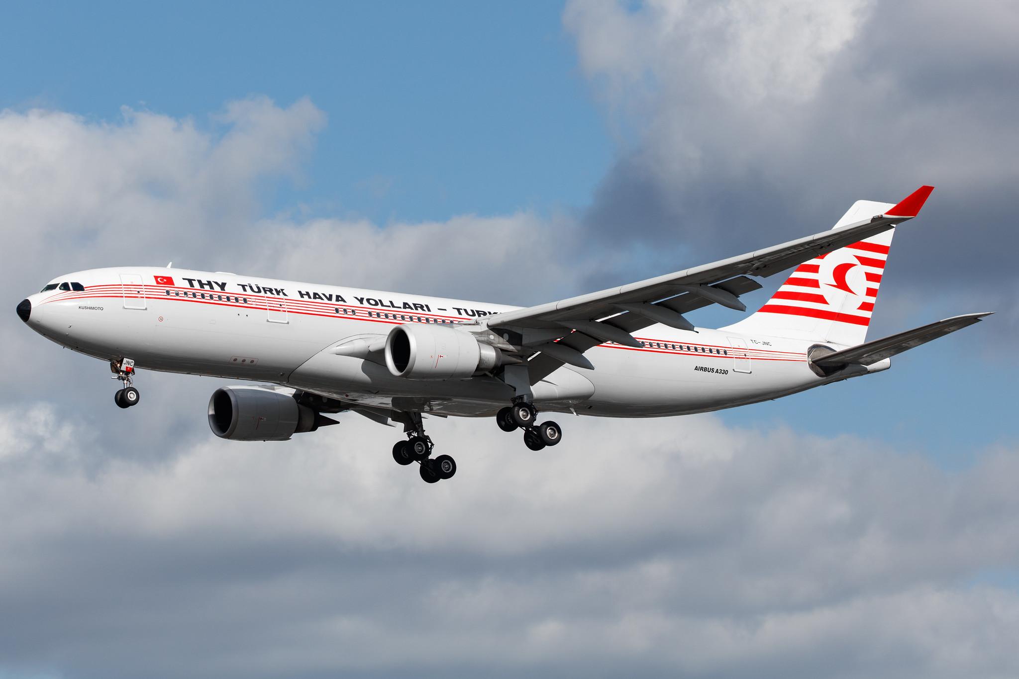 Hamburg Airport: Turkish Airlines (TK / THY) |  Livery: Retro Livery |  Airbus A330-203 A332 | TC-JNC | MSN 0742