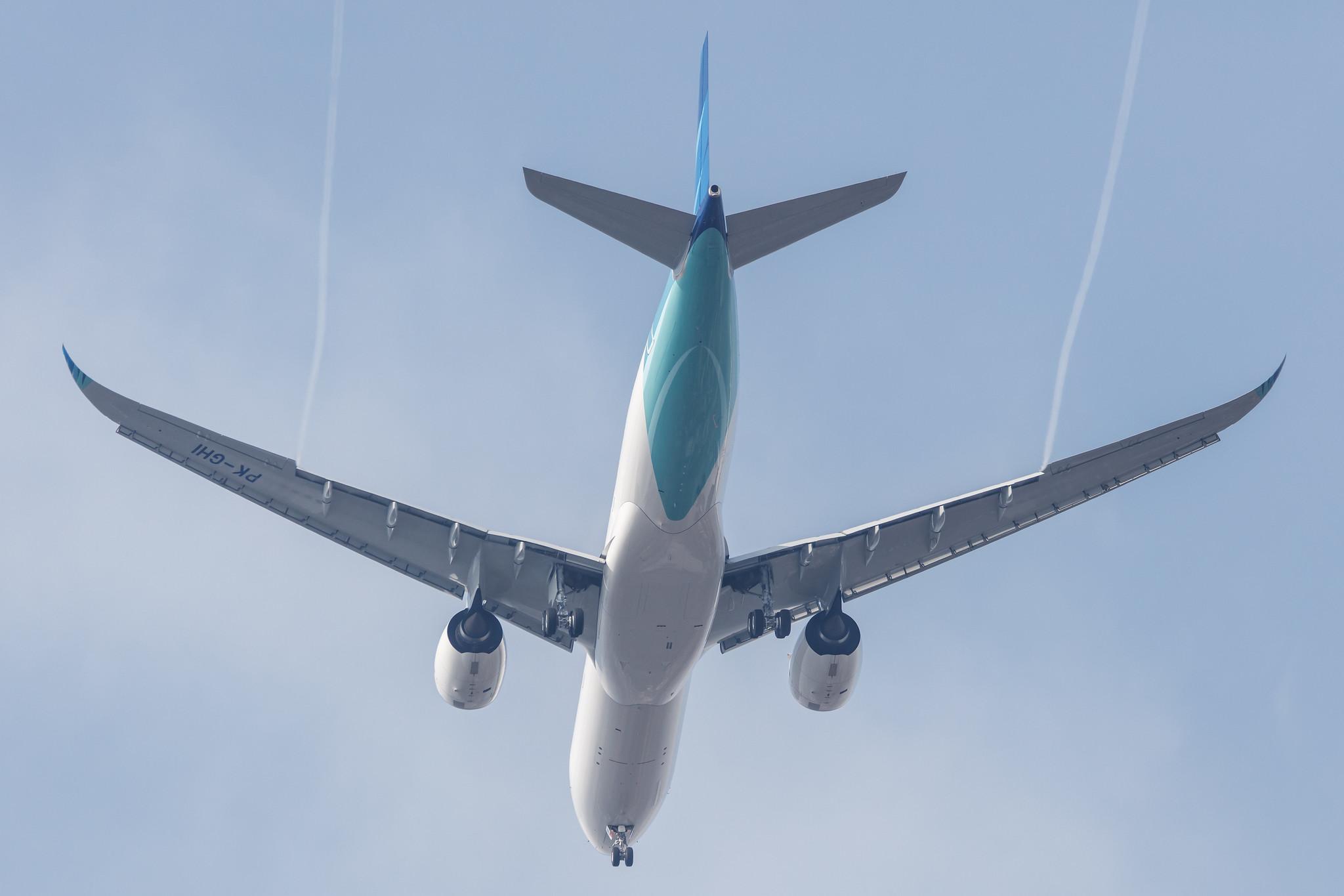 Hamburg Airport: Garuda Indonesia (GA / GIA) | Airbus A330-941 A339 | PK-GHI | MSN 1959