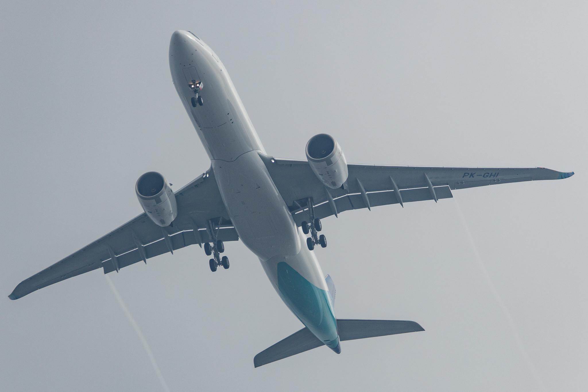 Hamburg Airport: Garuda Indonesia (GA / GIA) | Airbus A330-941 A339 | PK-GHI | MSN 1959