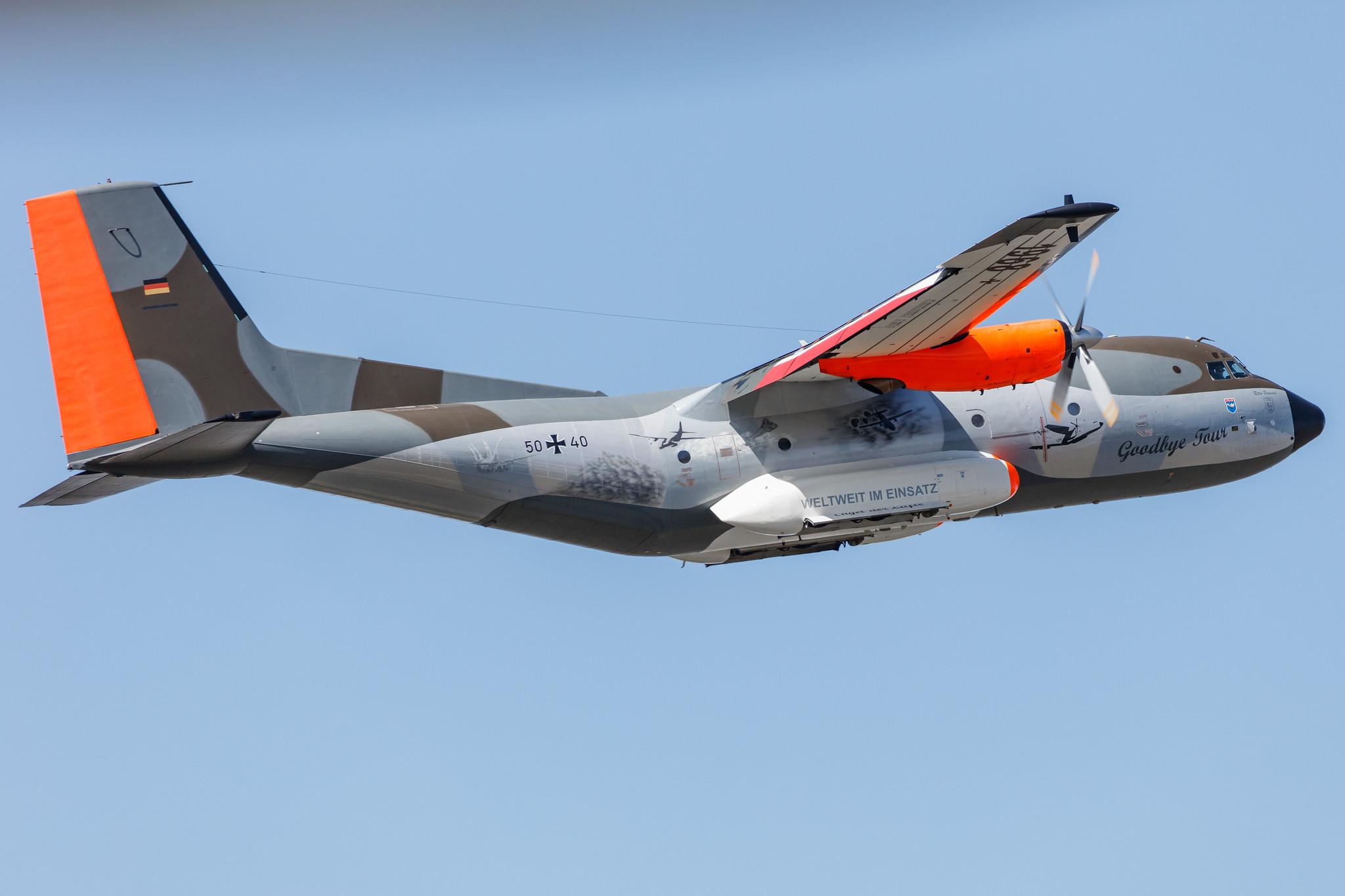 Hamburg Airport: German Air Force (/ GAF) | Transall C-160D C160 | 50+40 | MSN D62