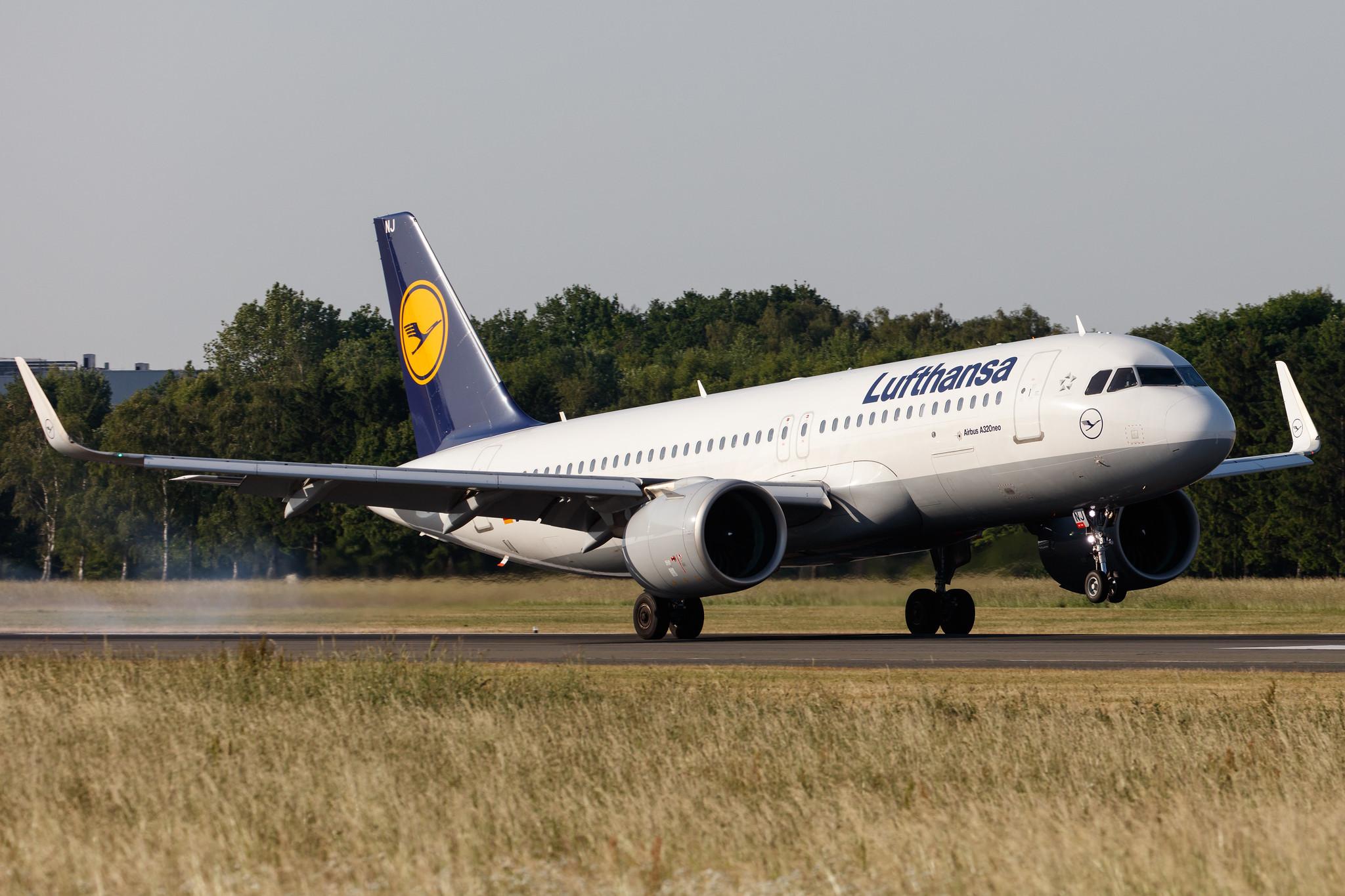Hamburg Airport: Lufthansa (LH / DLH) |  Airbus A320-271N A20N | D-AINJ | MSN 7735