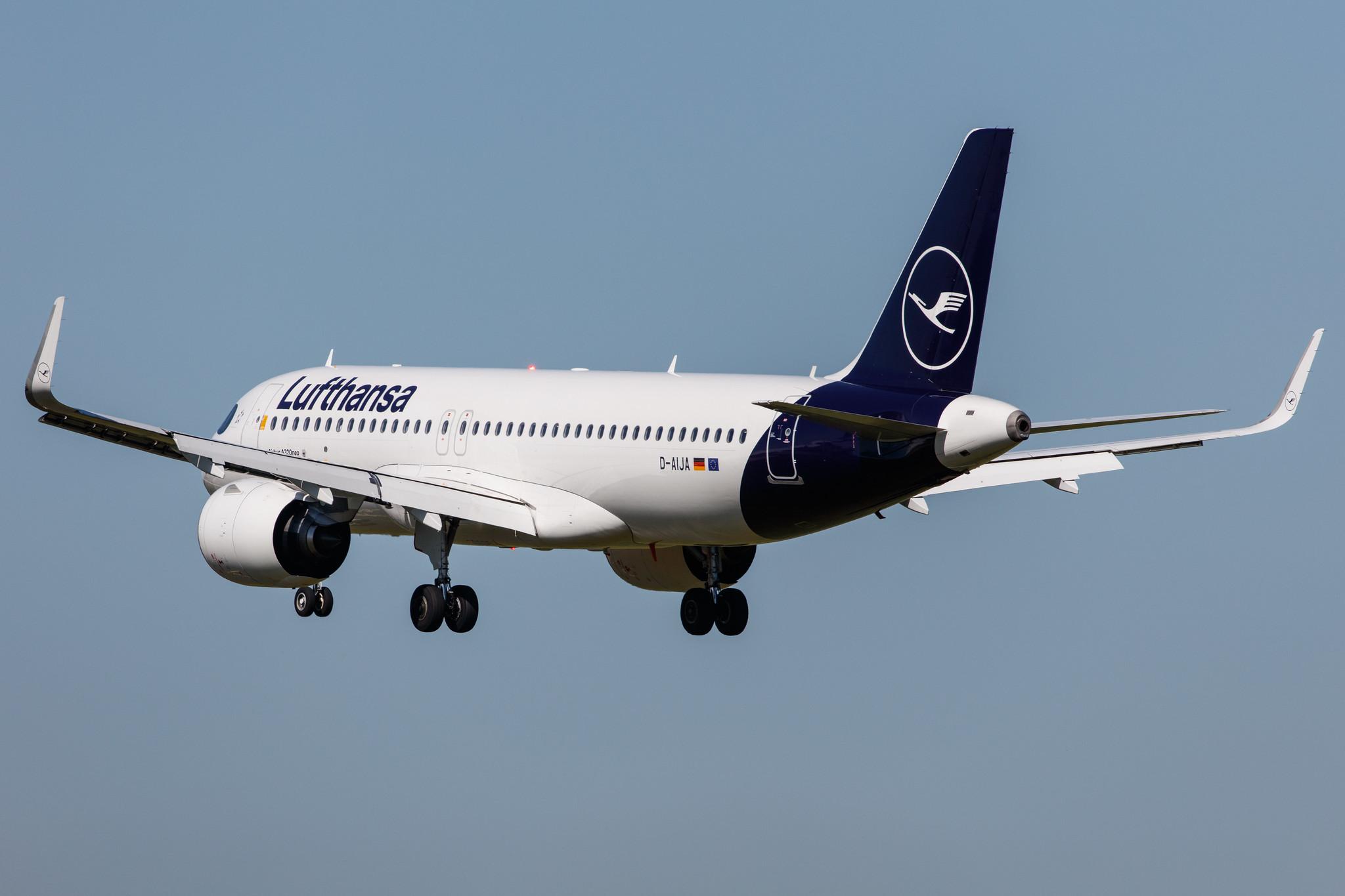 Hamburg Airport: Lufthansa (LH / DLH) |  Airbus A320-271N A20N | D-AIJA | MSN 09555