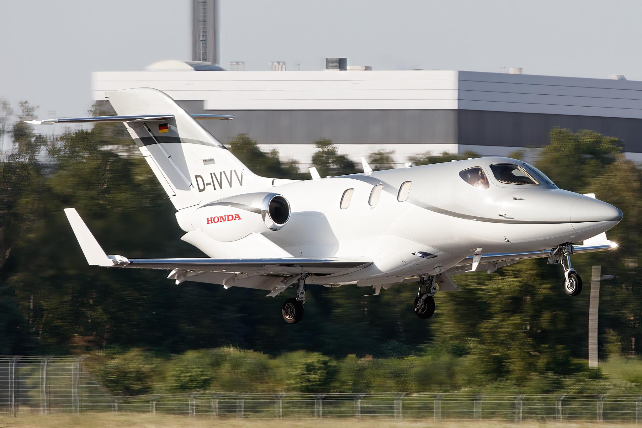 Hamburg Airport: Private owner |  Honda HA-420 HondaJet HDJT | D-IVVV | MSN 42000060
