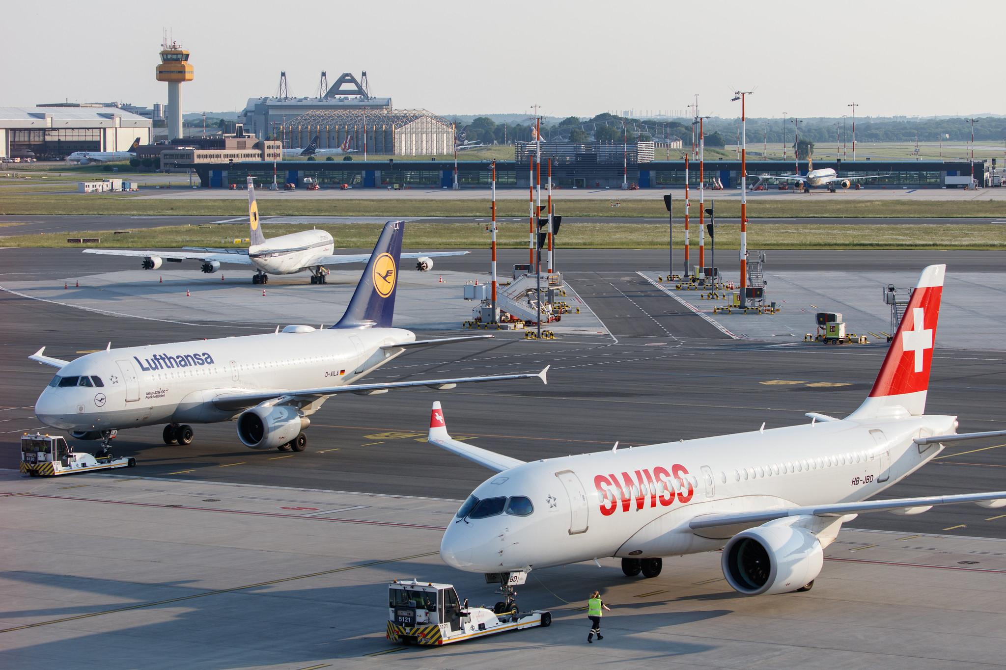 Hamburg Airport: Swiss (LX / SWR) |  Airbus A220-100 BCS1 | HB-JBD | MSN 50013