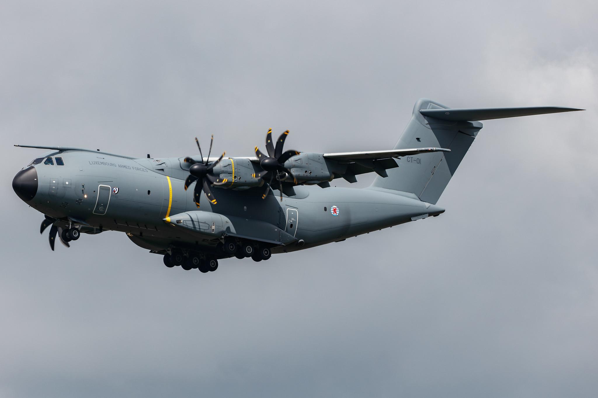 Hamburg Airport: Luxembourg Armed Forces |  Airbus A400M-180 A400 | CT-01 | MSN 104