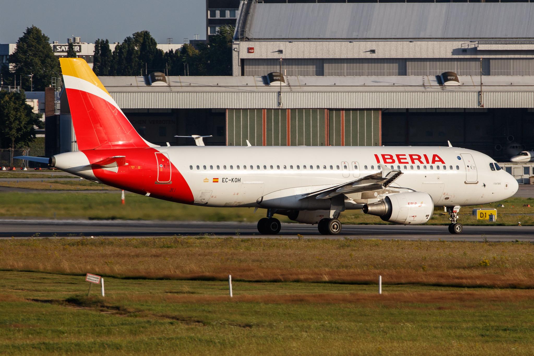 Hamburg Airport: Iberia (IB / IBE) |  Airbus A320-214 A320 | EC-KOH | MSN 2248