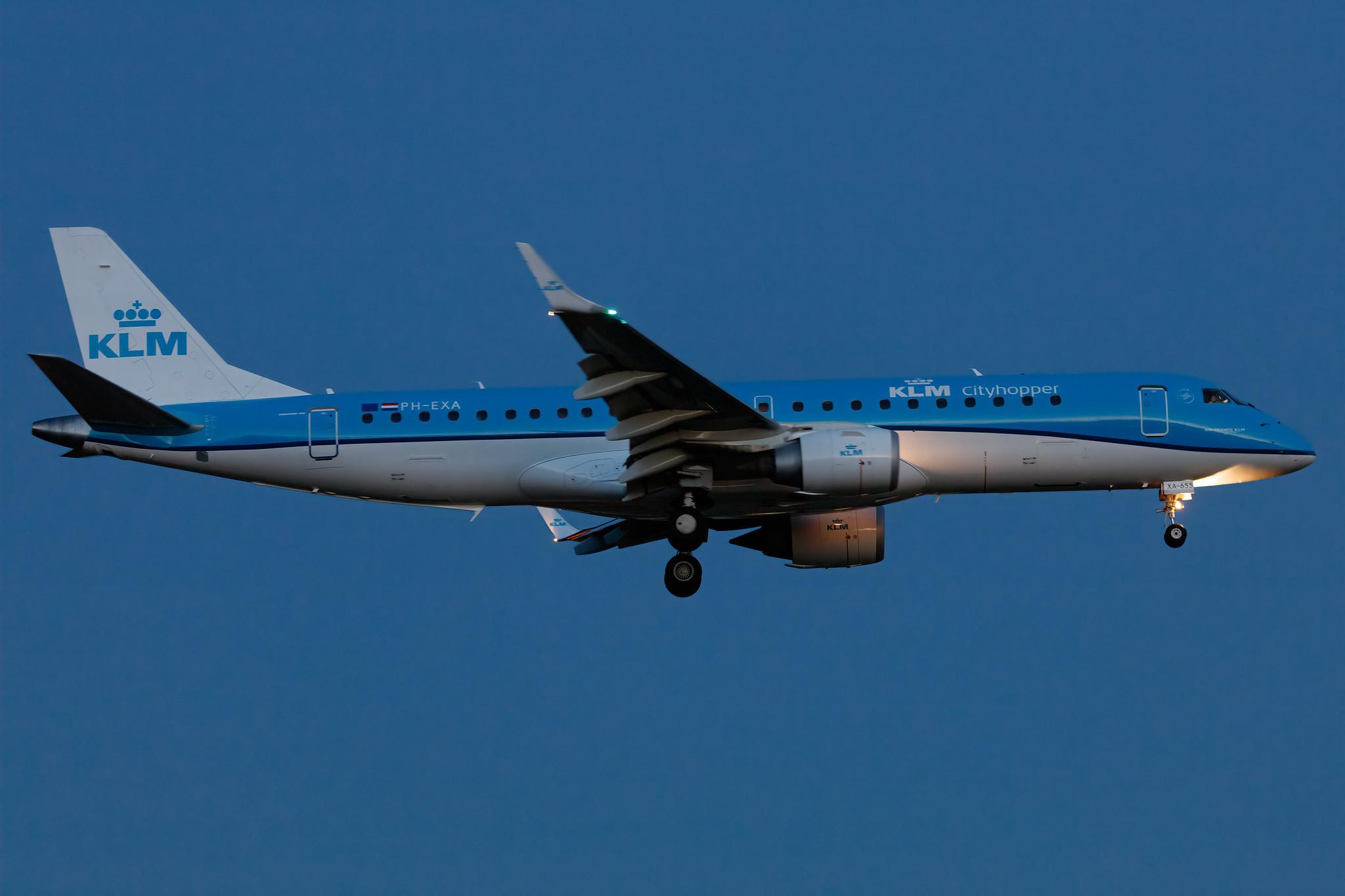 Hamburg Airport: KLM (KL / KLM) | Operator: KLM Cityhopper |  Embraer E190STD E190 | PH-EXA | MSN 19000655