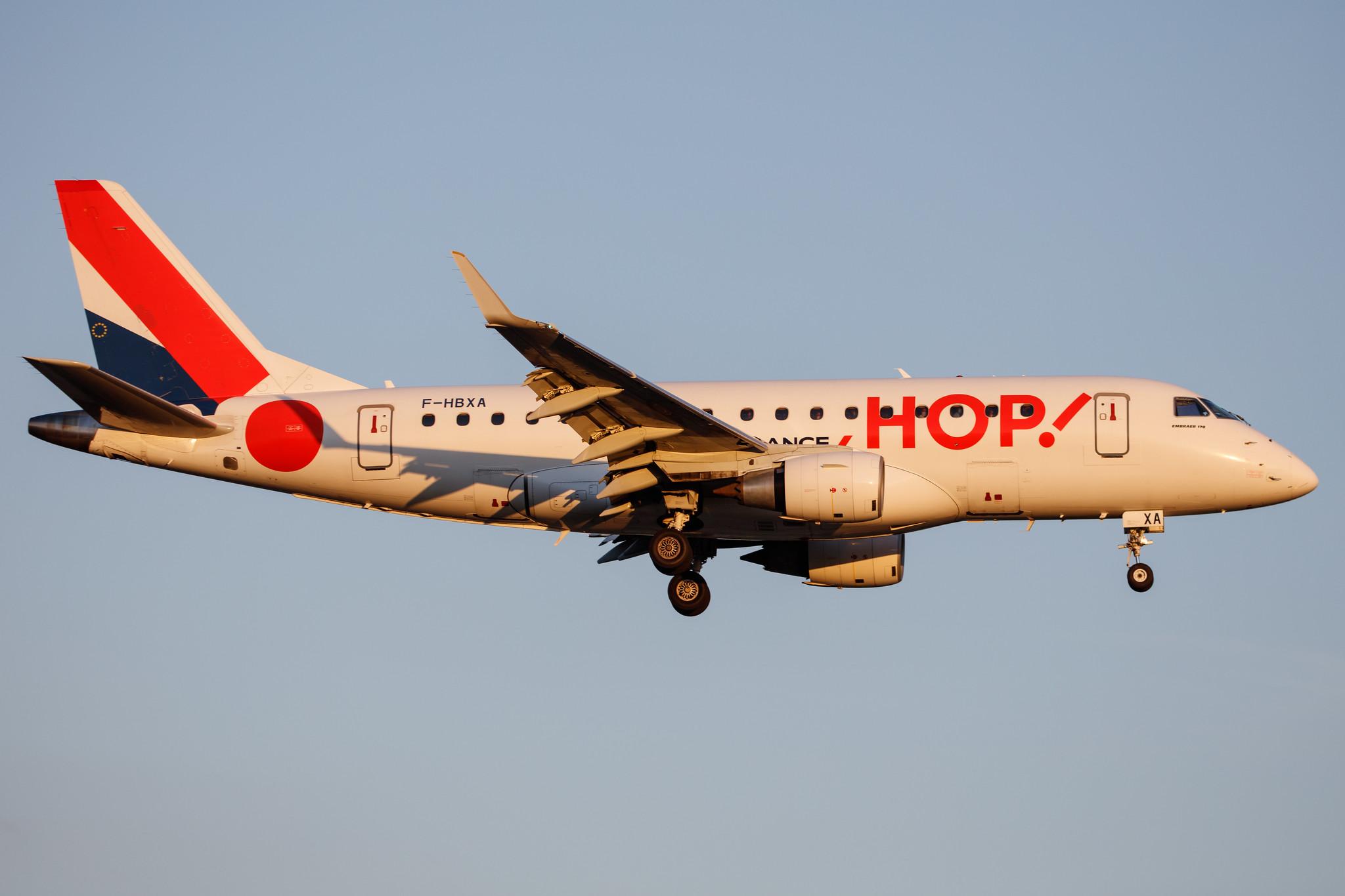 Hamburg Airport: Air France (AF / AFR) | Operator: Air France Hop |  Embraer E170STD E170 | F-HBXA | MSN 17000237