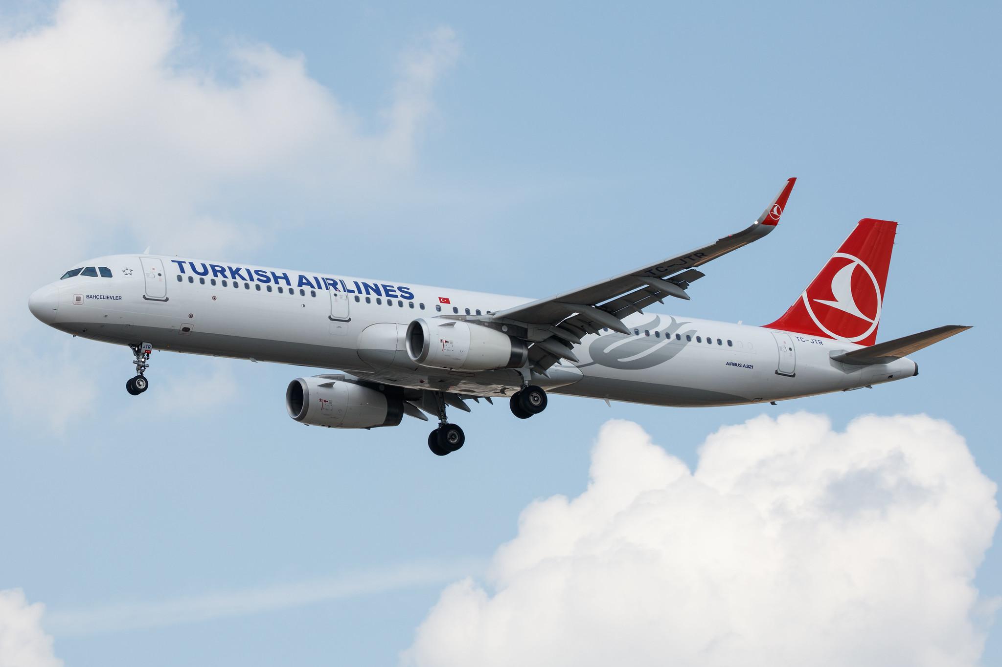 Frankfurt Airport: Turkish Airlines (TK / THY) |  Airbus A321-231 A321 | TC-JTR | MSN 7518