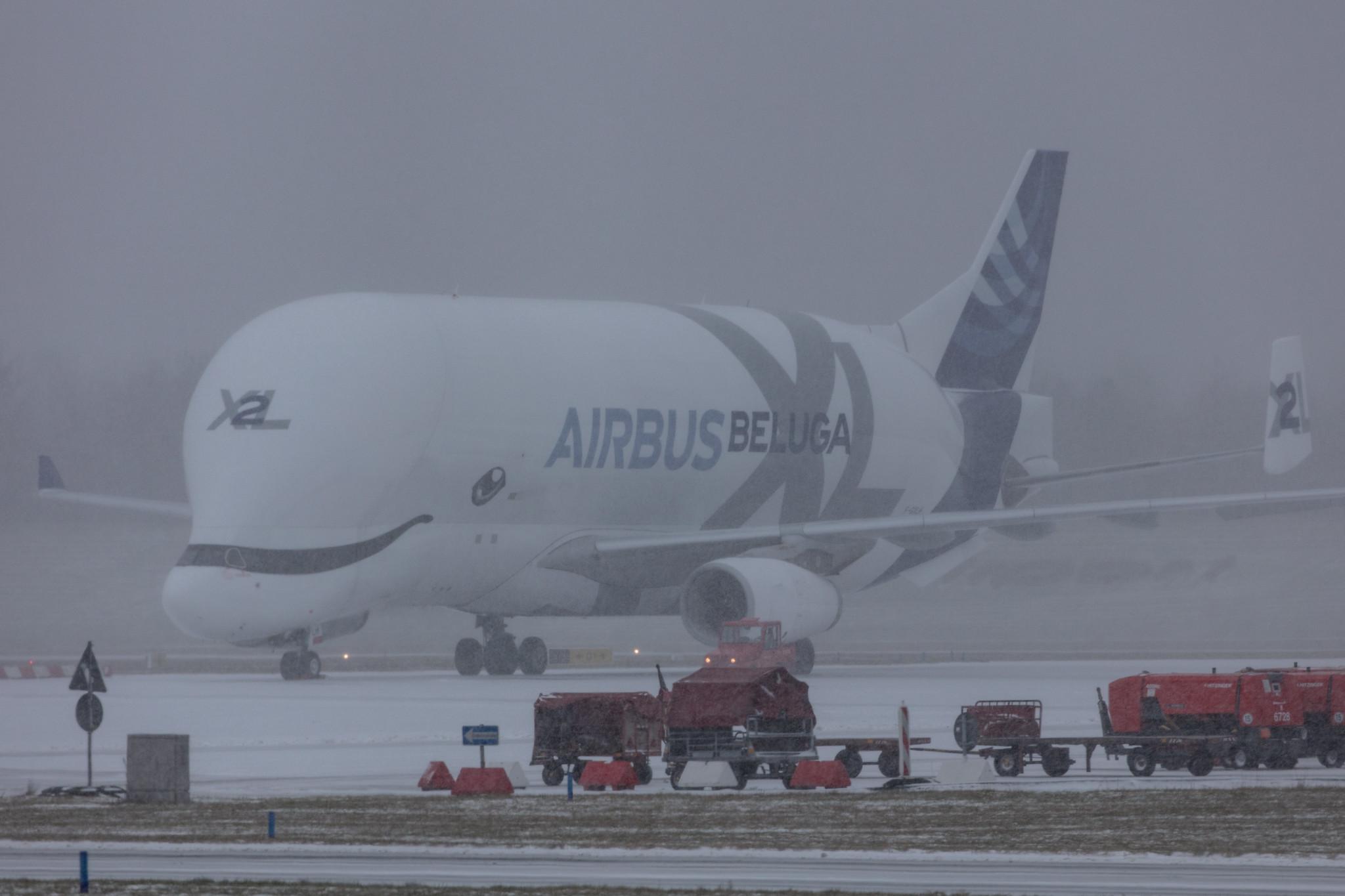 Hamburg Airport: Airbus Transport International (4Y / BGA) |  Airbus A330-743L Beluga XL A337 | F-GXLH | MSN 1853