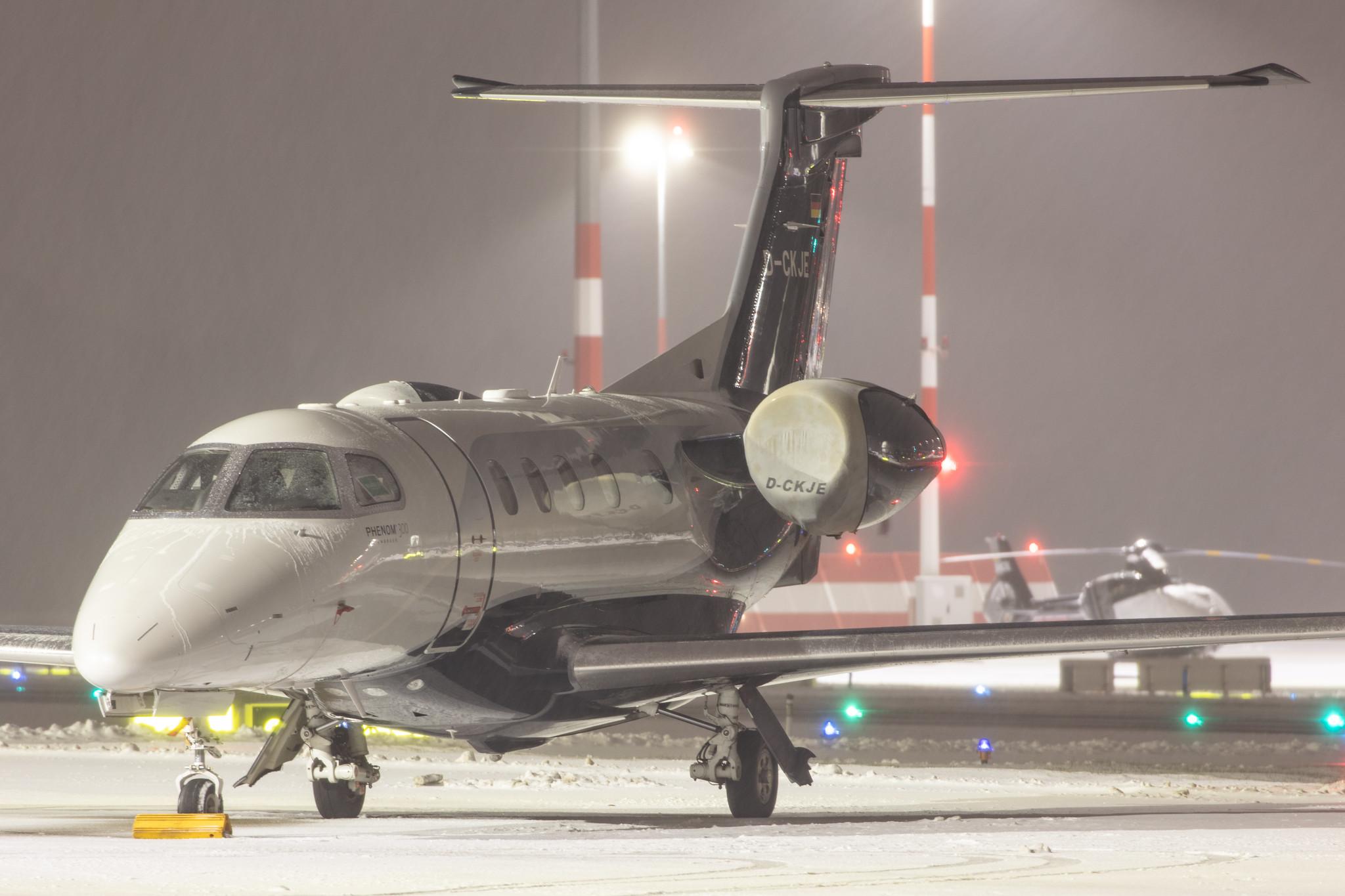 Hamburg Airport: Air Hamburg (/ AHO) |  Embraer Phenom 300 E55P | D-CKJE | MSN 50500404