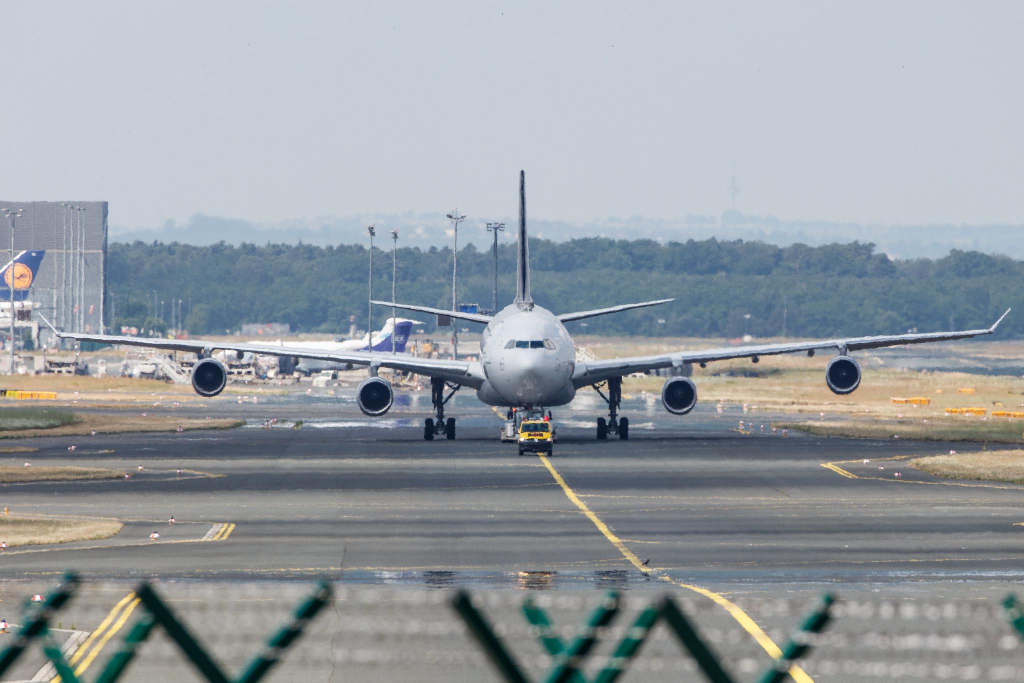 Frankfurt Airport: Lufthansa (LH / DLH) |  Livery: Star Alliance Livery |  Airbus A340-313 A343 | D-AIGV | MSN 0325