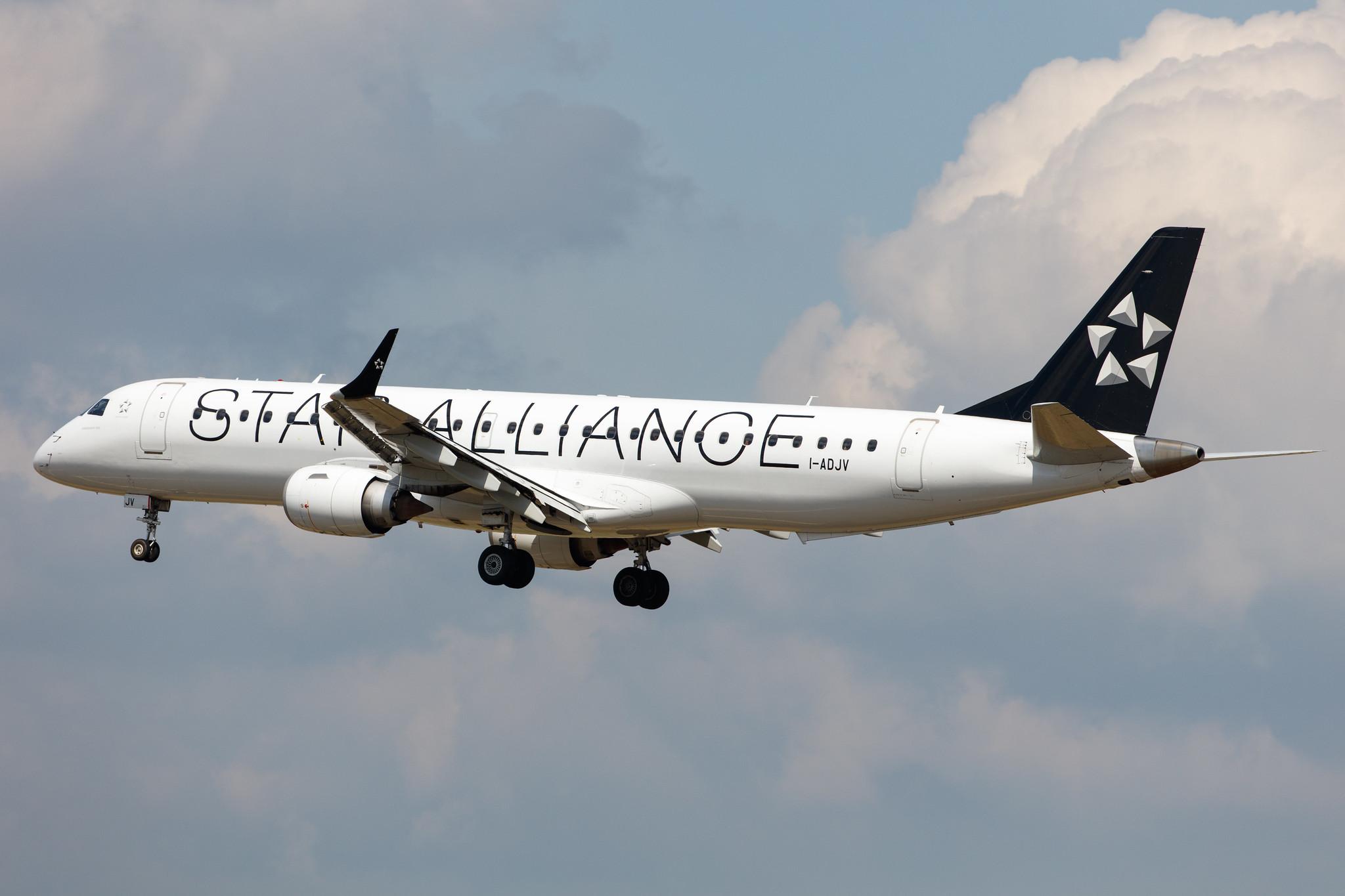 Frankfurt Airport: Air Dolomiti (EN / DLA) |  Livery: Star Alliance Livery |  Embraer E195LR E195 | I-ADJV | MSN 19000308