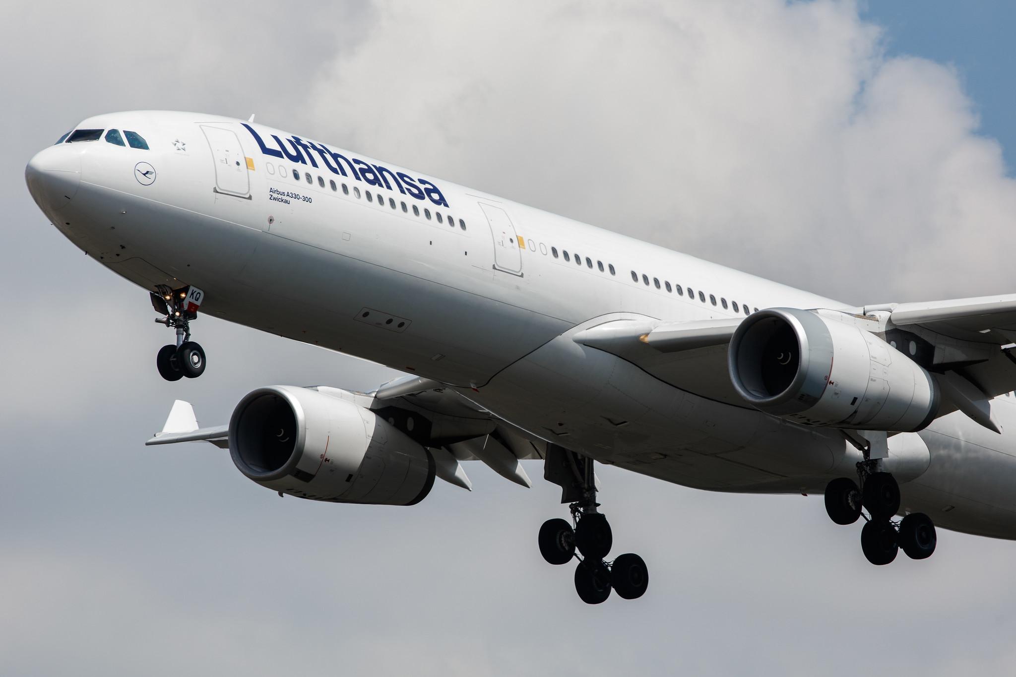 Frankfurt Airport: Lufthansa (LH / DLH) |  Airbus A330-343 A333 | D-AIKQ | MSN 1305