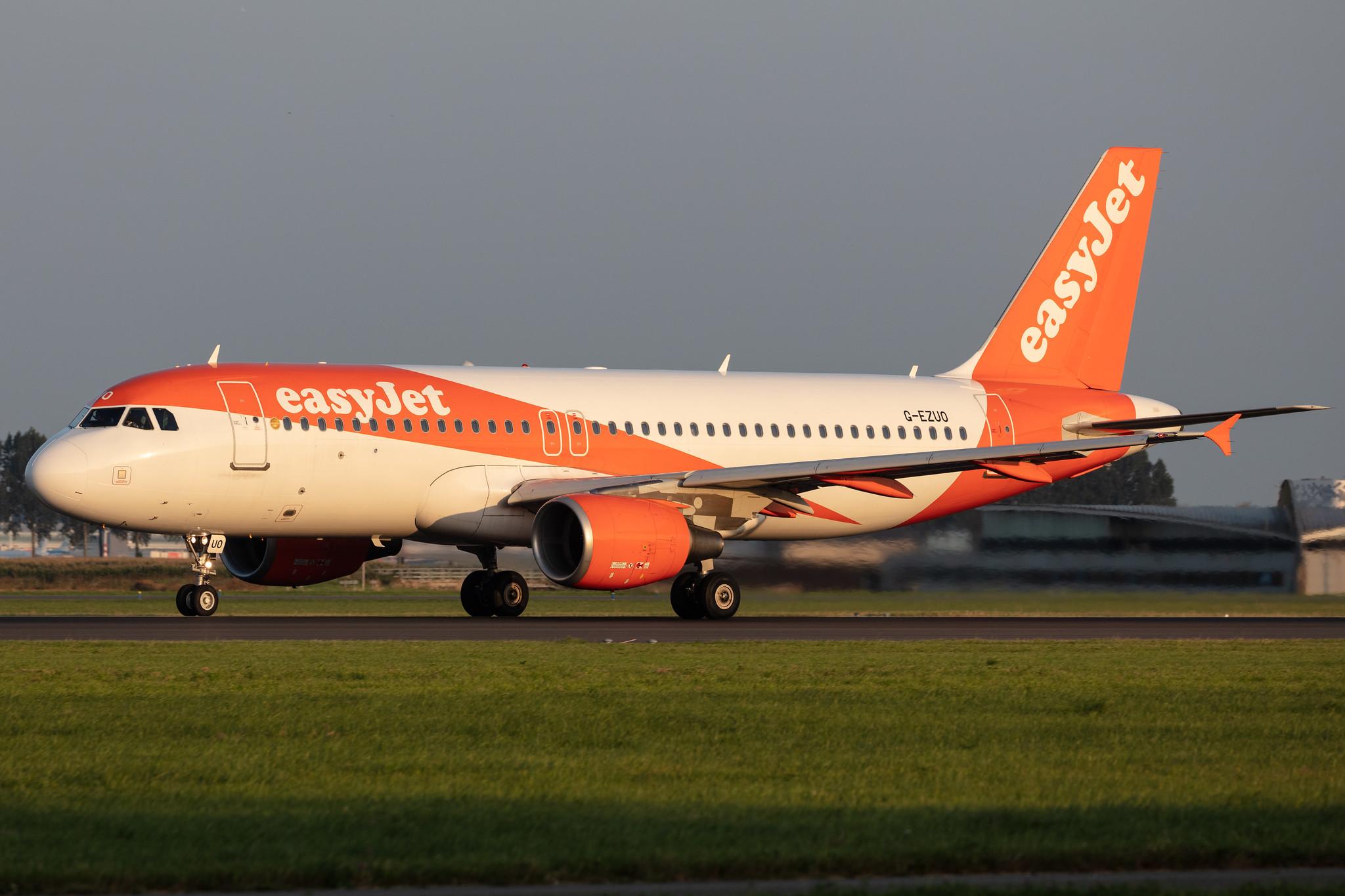 Amsterdam Schiphol: easyJet (U2 / EZY) |  Airbus A320-214 A320 | G-EZUO | MSN 5052