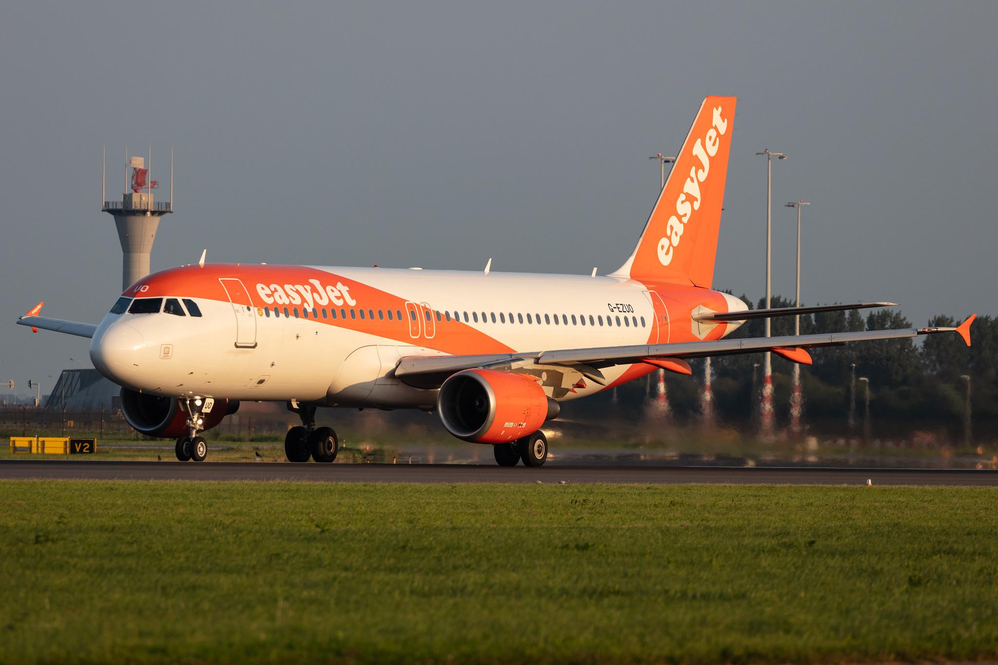Amsterdam Schiphol: easyJet (U2 / EZY) |  Airbus A320-214 A320 | G-EZUO | MSN 5052
