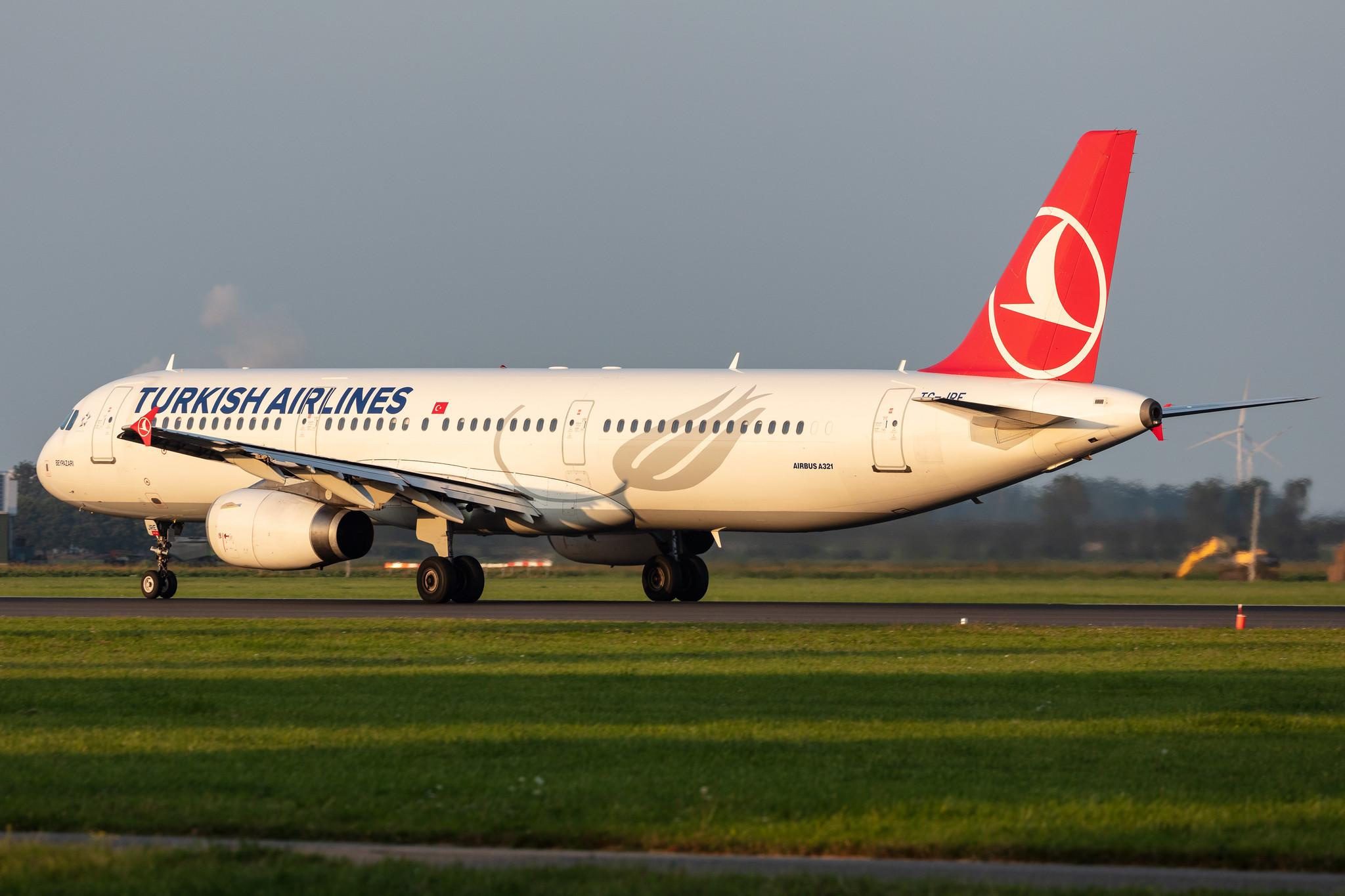 Amsterdam Schiphol: Turkish Airlines (TK / THY) |  Airbus A321-231 A321 | TC-JRE | MSN 3126