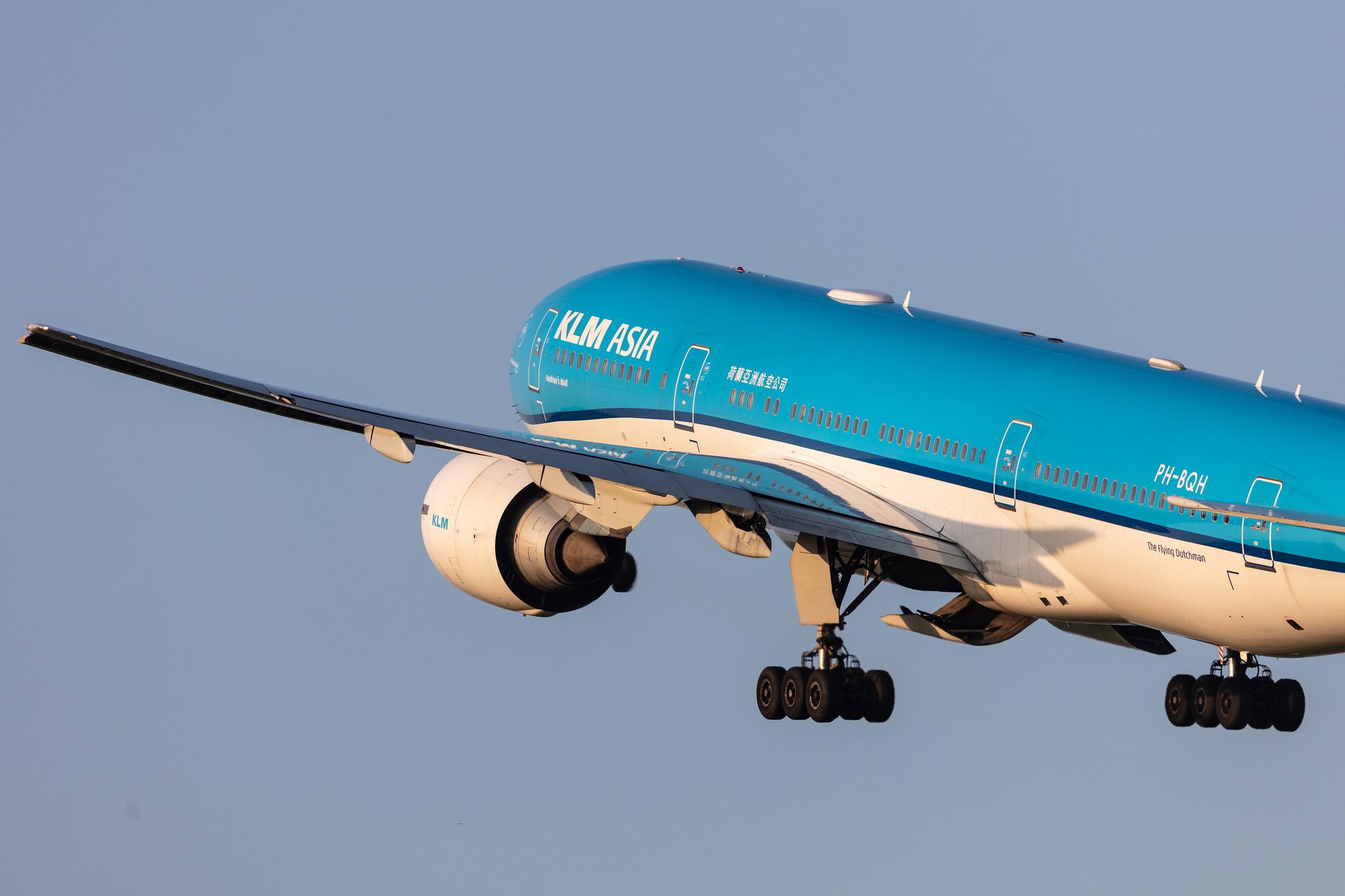 Amsterdam Schiphol: KLM (KL / KLM) |  Boeing 777-206(ER) B772 | PH-BQH | MSN 32705