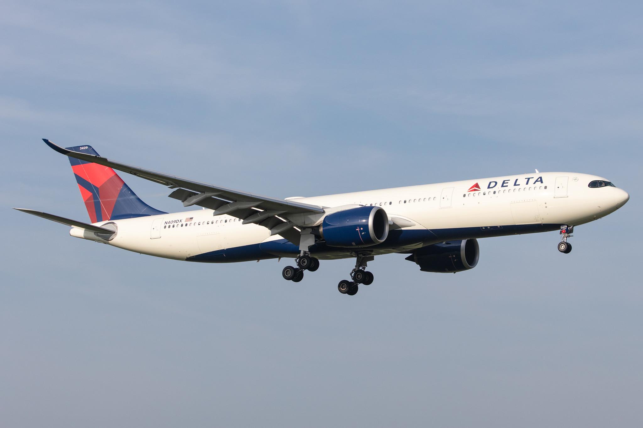 Amsterdam Schiphol: Delta Air Lines (DL / DAL) |  Airbus A330-941 A339 | N409DX | MSN 1983