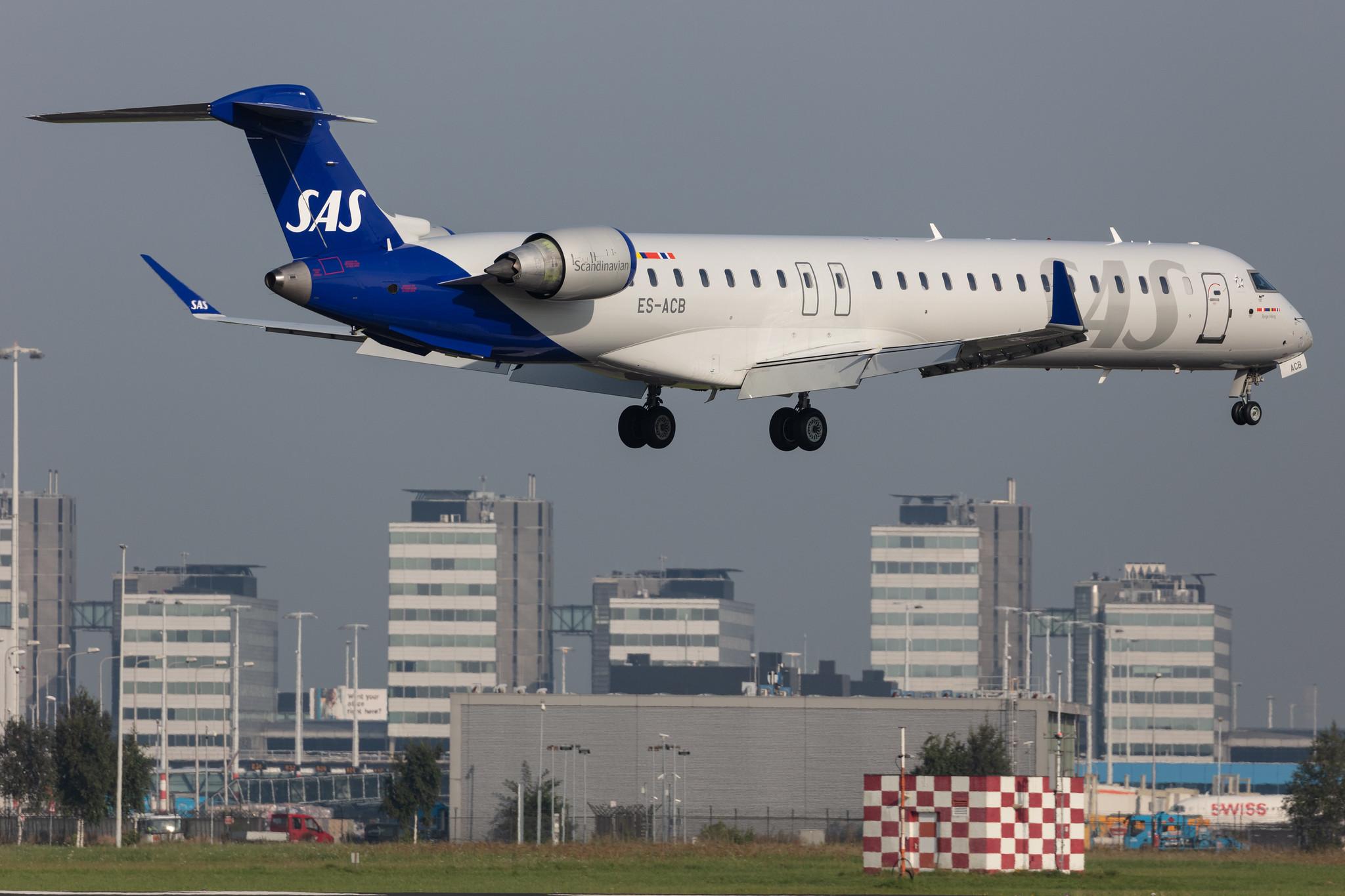 Amsterdam Schiphol: SAS (SK / SAS) | Operator: Xfly |  Mitsubishi CRJ-900ER CRJ9 | ES-ACB | MSN 15261