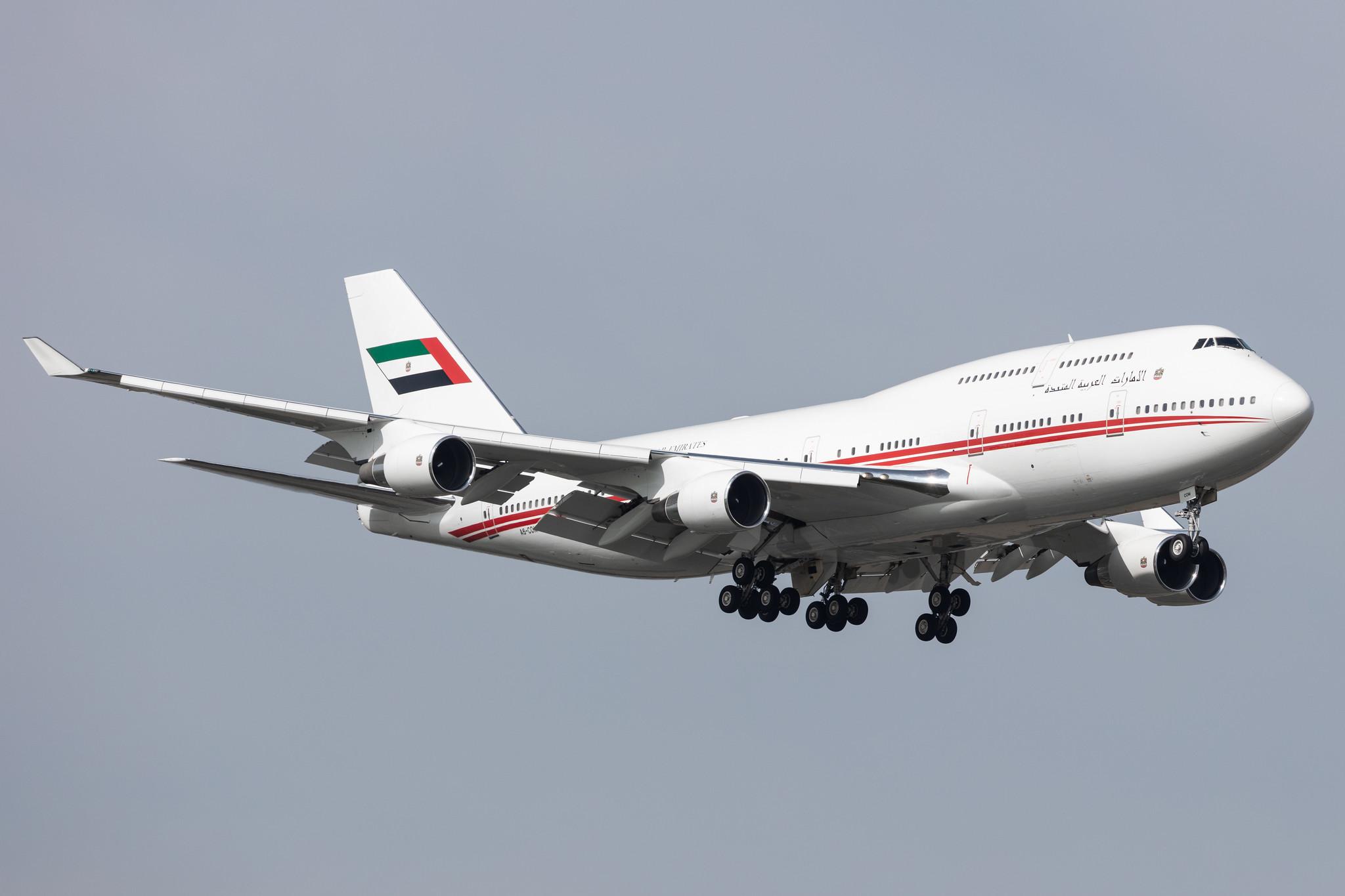 Amsterdam Schiphol: Dubai Air Wing (/ DUB) |  Boeing 747-433 B744 | A6-COM | MSN 25074
