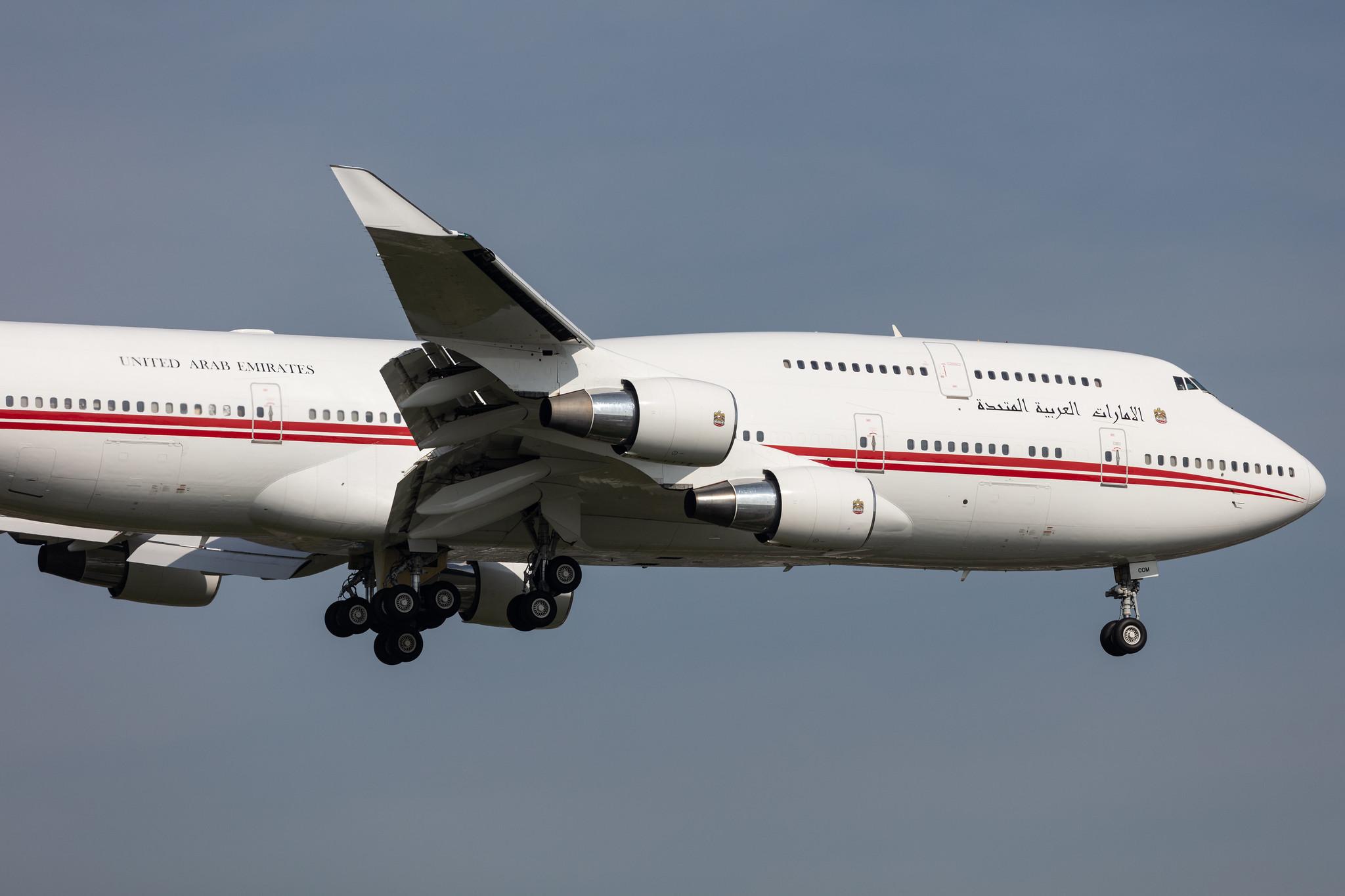 Amsterdam Schiphol: Dubai Air Wing (/ DUB) |  Boeing 747-433 B744 | A6-COM | MSN 25074