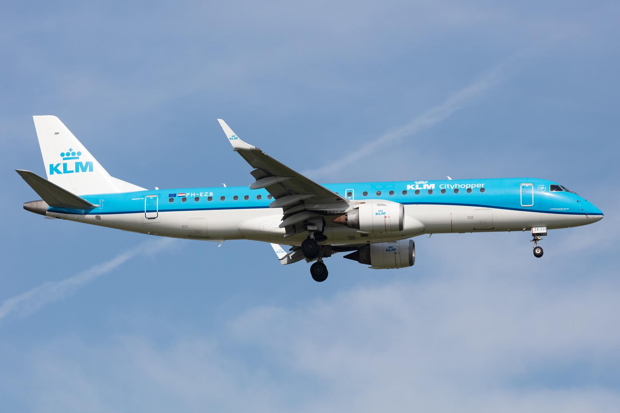 Amsterdam Schiphol: KLM (KL / KLM) | Operator: KLM Cityhopper |  Embraer E190STD E190 | PH-EZB | MSN 19000235