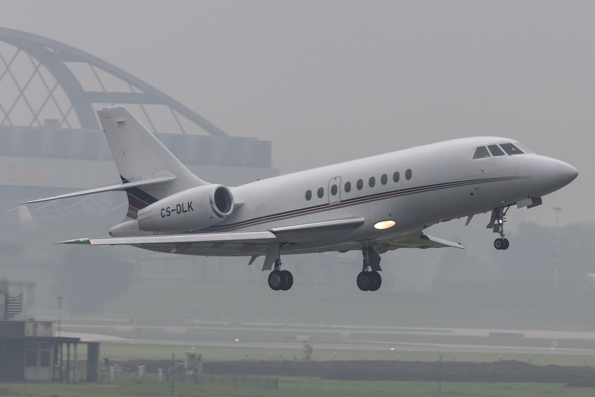 Hamburg Airport: NetJets Europe (/ NJE) |  Dassault Falcon 2000EX F2TH | CS-DLK | MSN 059