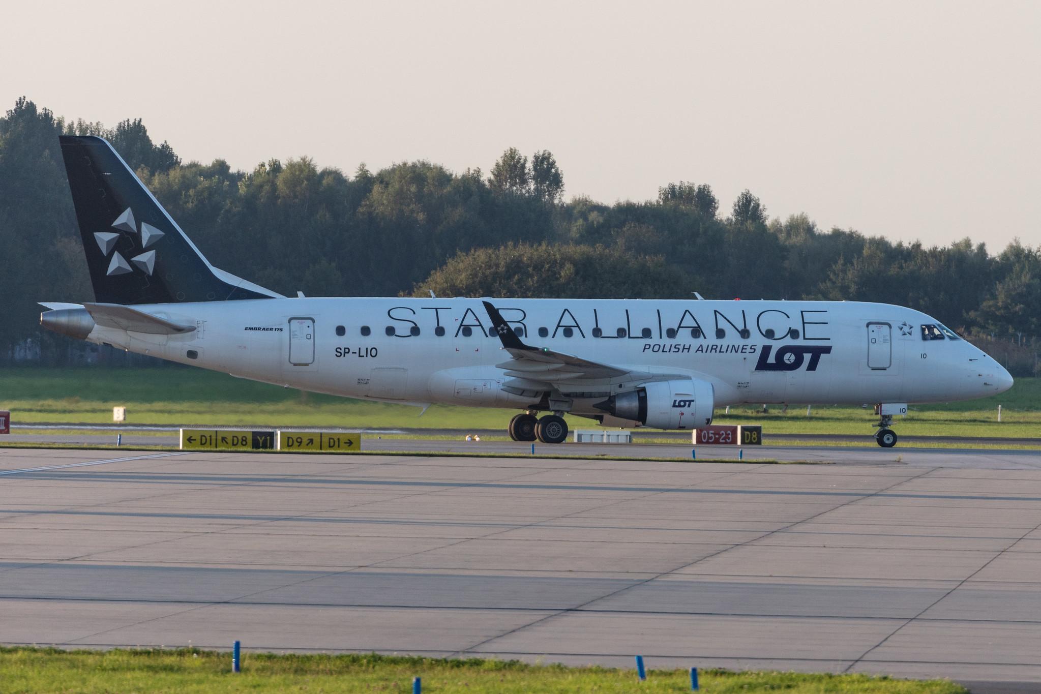 Hamburg Airport: LOT (LO / LOT) |  Livery: Star Alliance Livery |  Embraer E175LR E75S | SP-LIO | MSN 17000321