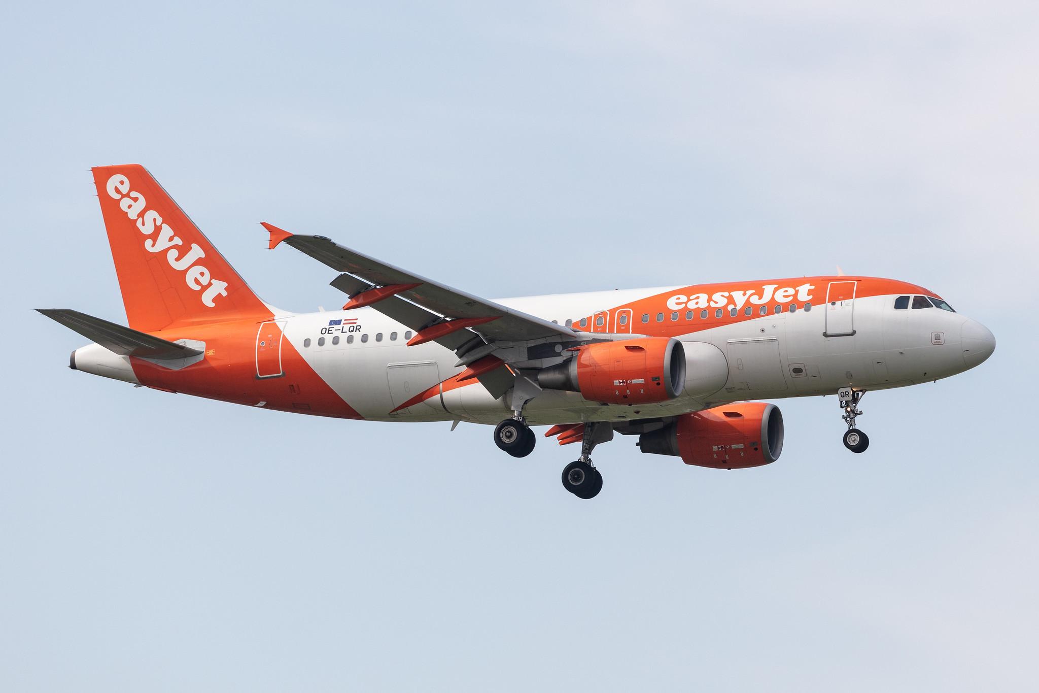 Amsterdam Schiphol: easyJet (U2 / EZY) | Operator: easyJet Europe |  Airbus A319-111 A319 | OE-LQR | MSN 3854