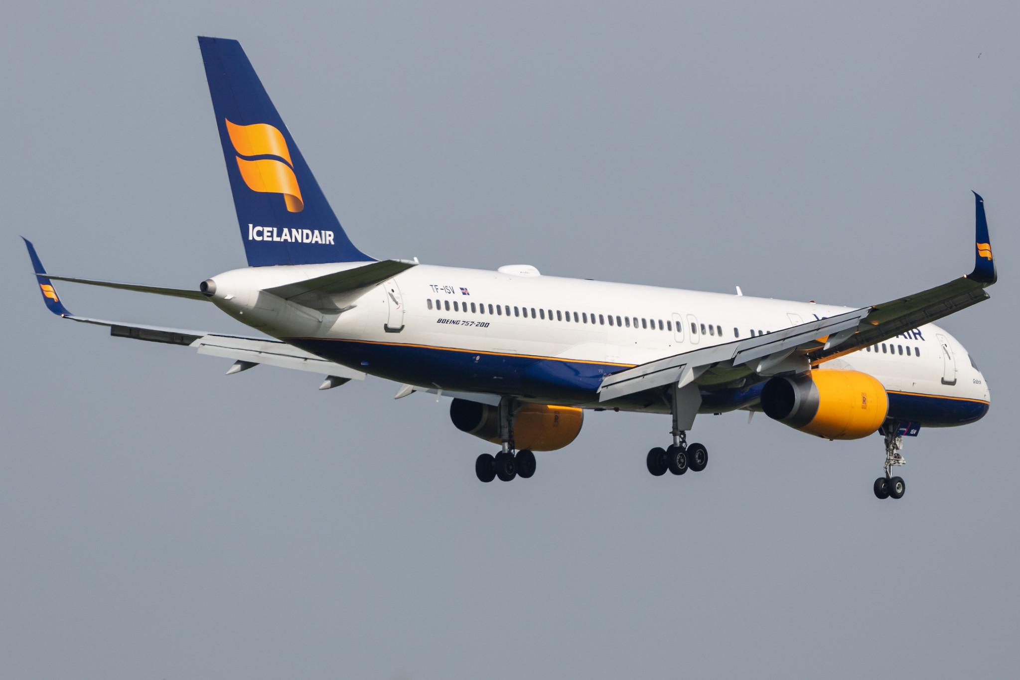 Amsterdam Schiphol: Icelandair (FI / ICE) |  Boeing 757-256 B752 | TF-ISV | MSN 26247