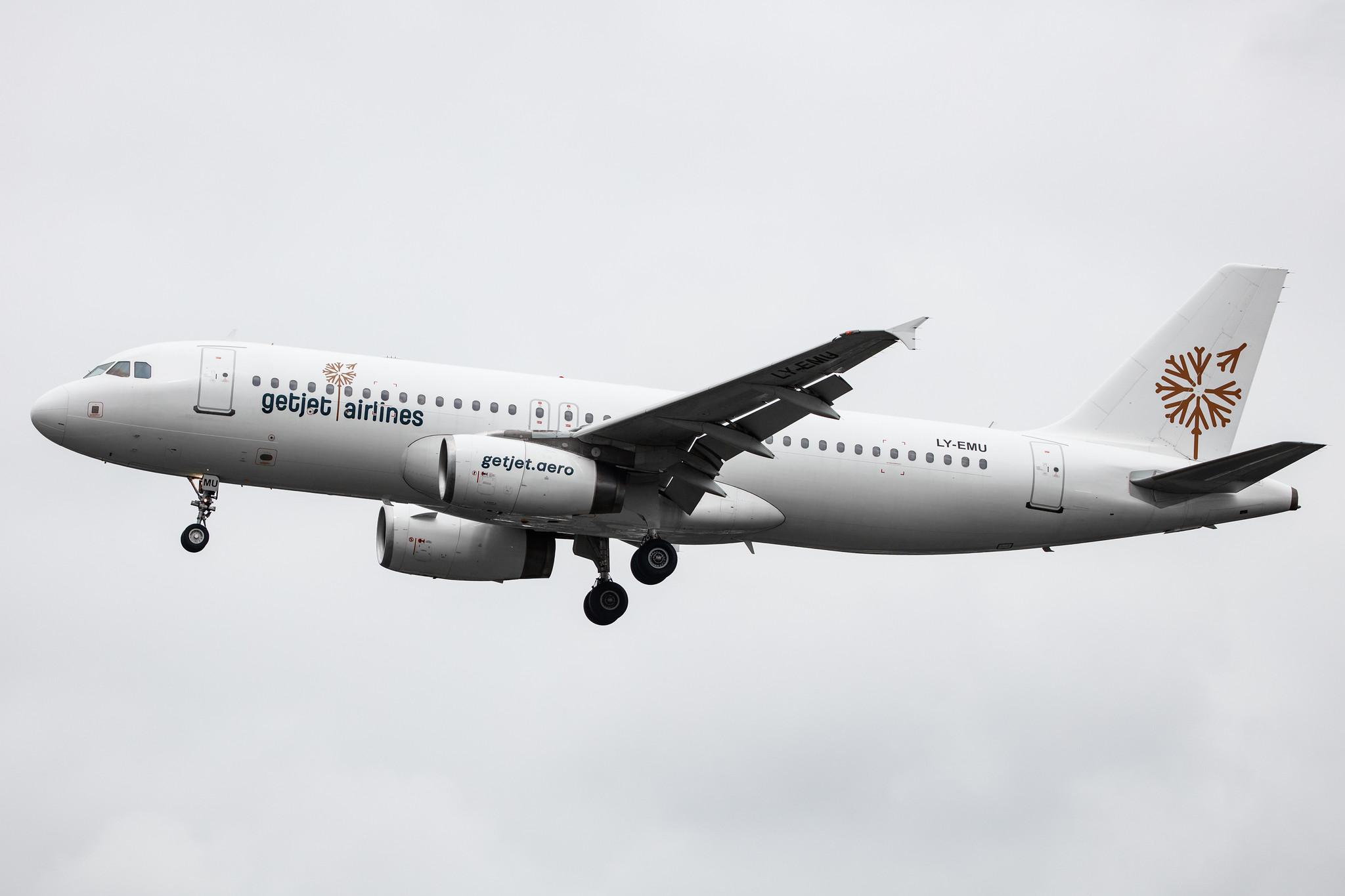 Hamburg Airport: GetJet Airlines (GW / GJT) |  Airbus A320-233 A320 | LY-EMU | MSN 2118