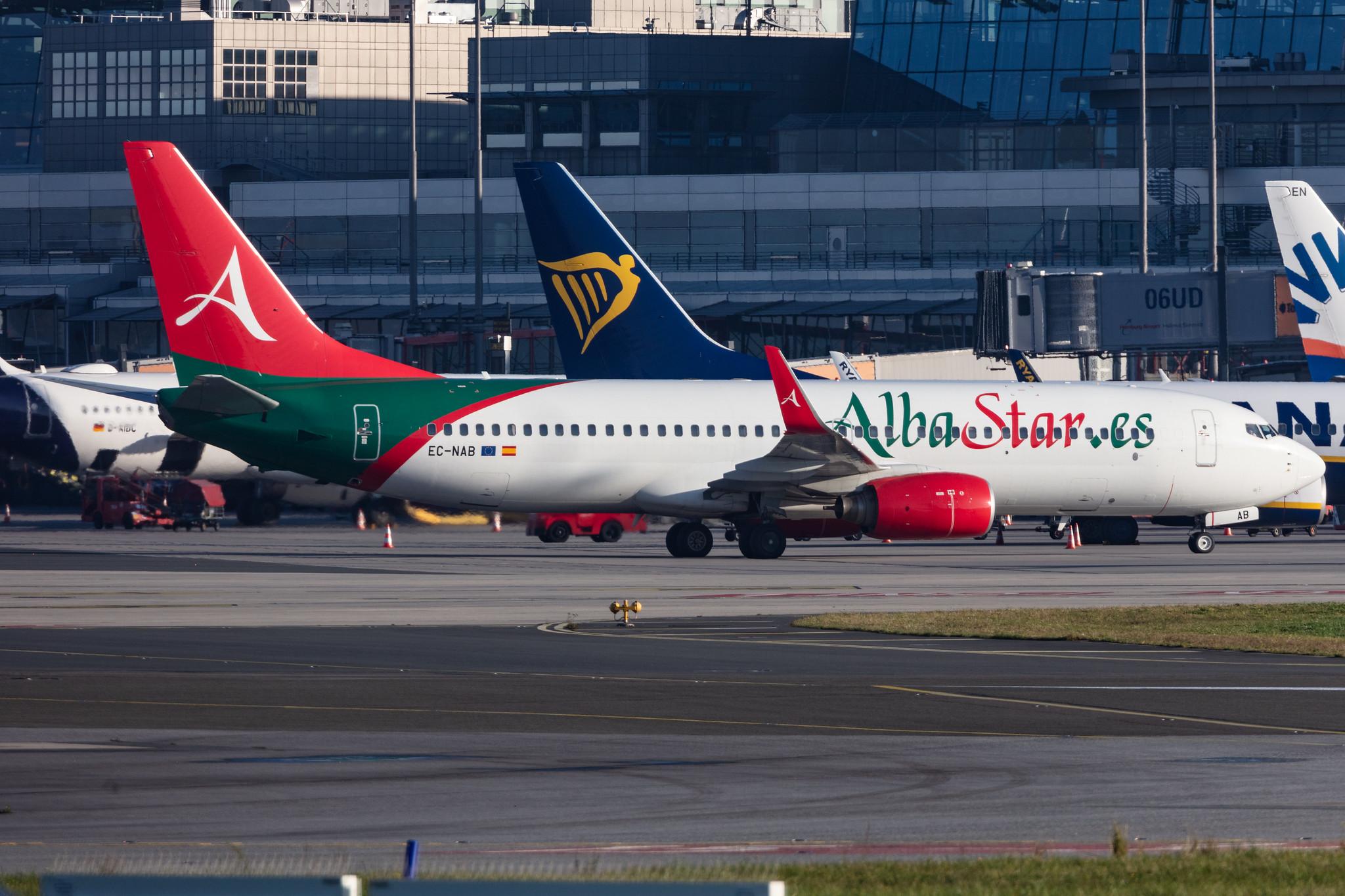 Hamburg Airport: AlbaStar (AP / LAV) |  Boeing 737-81Q B738 | EC-NAB | MSN 29051