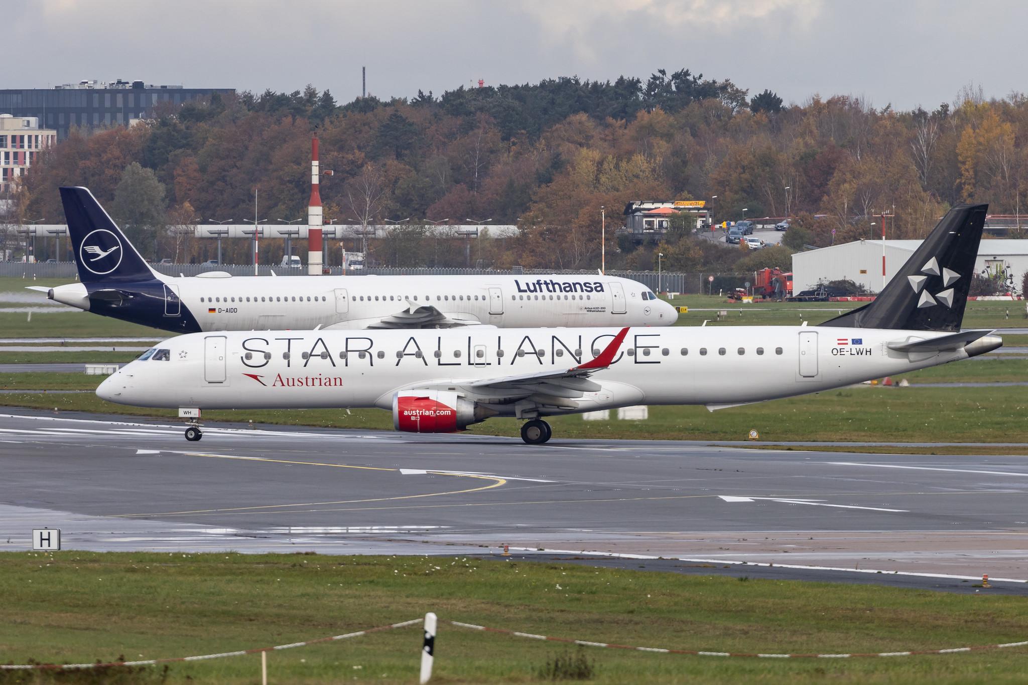 Hamburg Airport: Austrian Airlines (OS / AUA) |  Livery: Star Alliance Livery |  Embraer E195LR E195 | OE-LWH | MSN 19000486