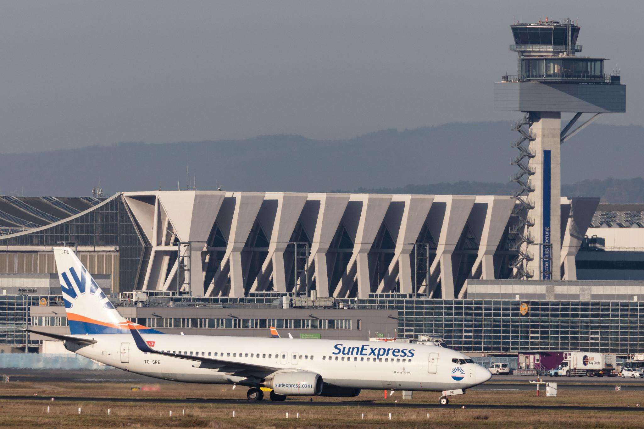 Frankfurt Airport: SunExpress (XQ / SXS) |  Boeing 737-8HC B738 | TC-SPE | MSN 36530