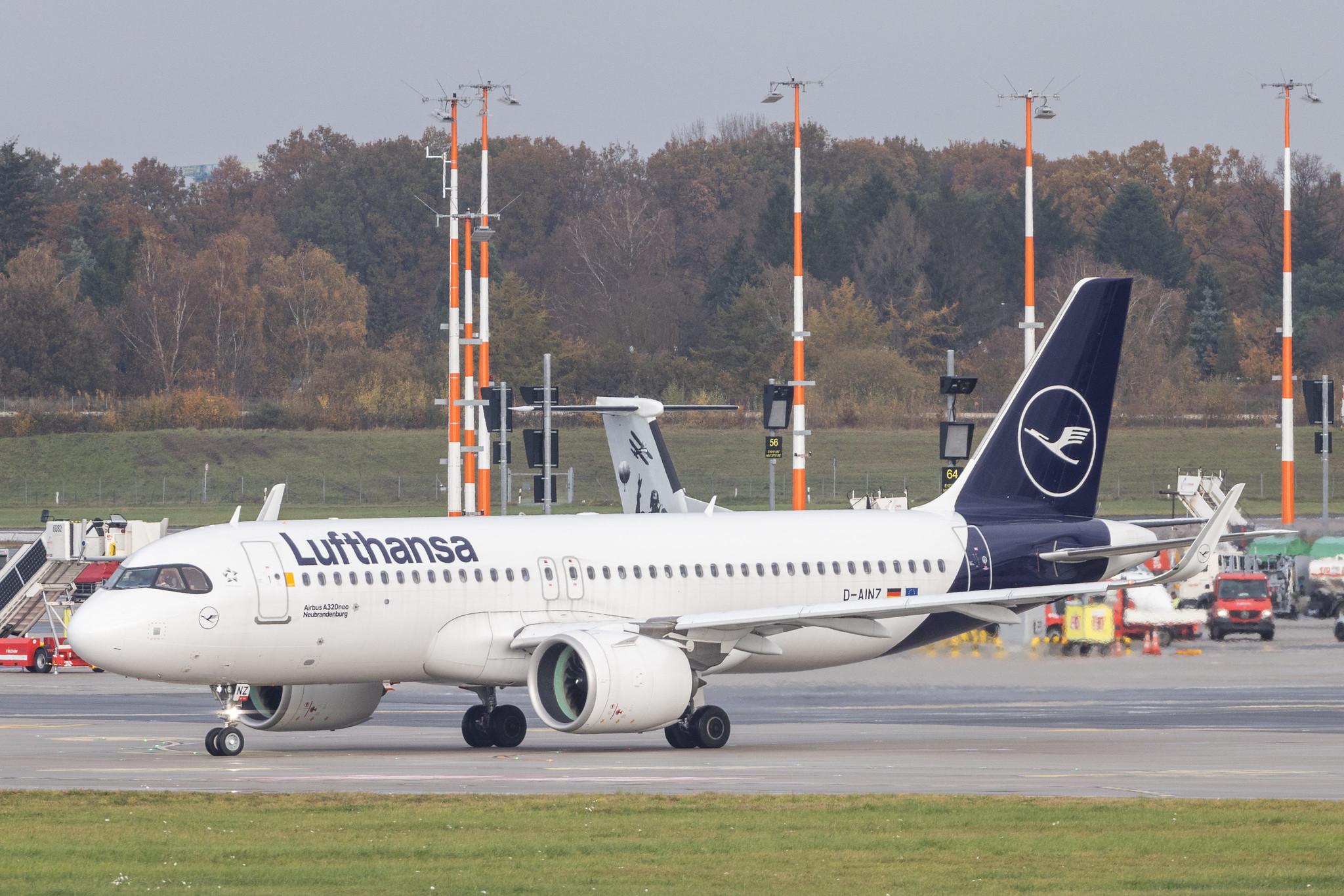 Hamburg Airport: Lufthansa (LH / DLH) |  Airbus A320-271N A20N | D-AINZ | MSN 9442