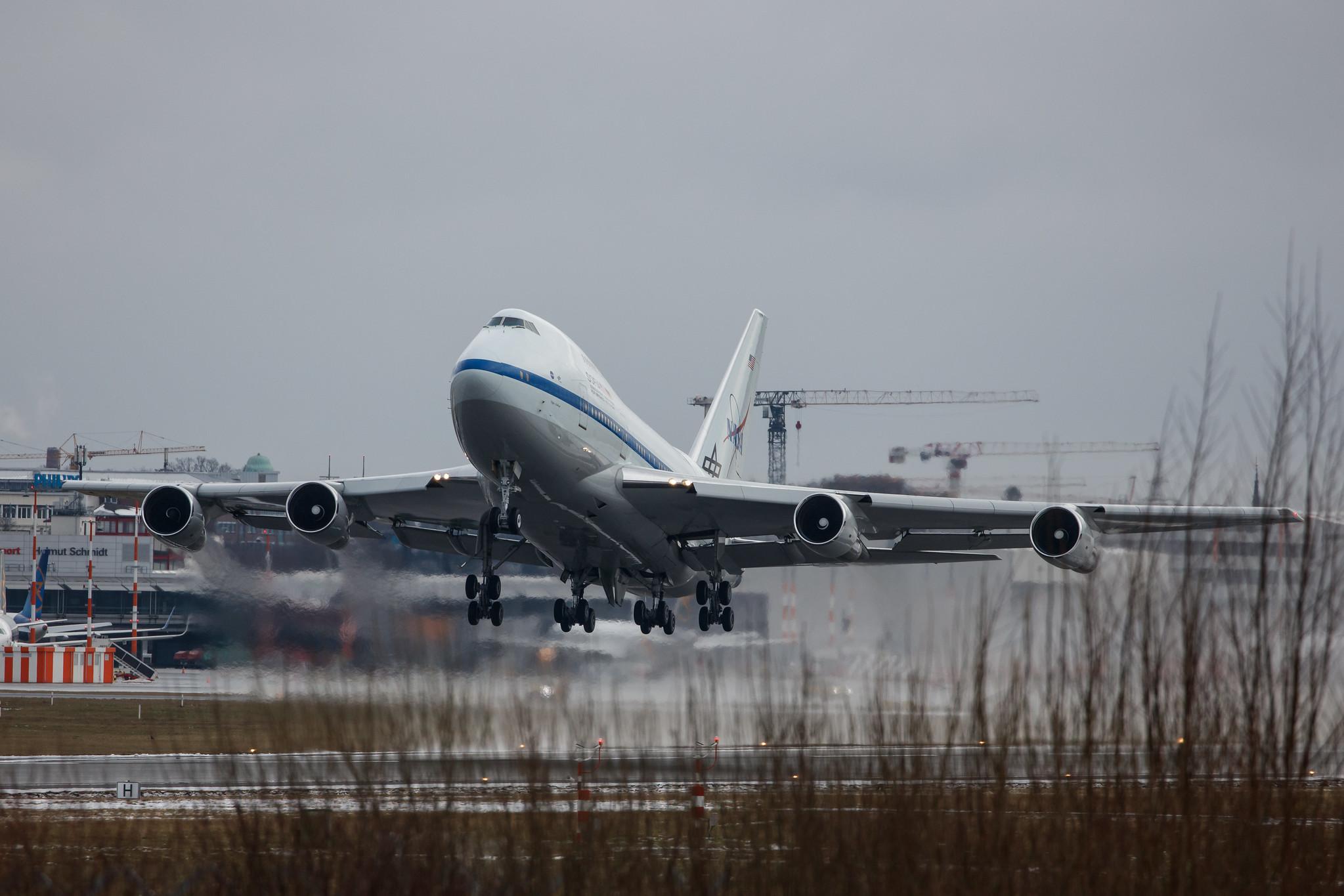 Hamburg Airport: NASA |  Boeing 747SP-21 B74S | N747NA | MSN 21441