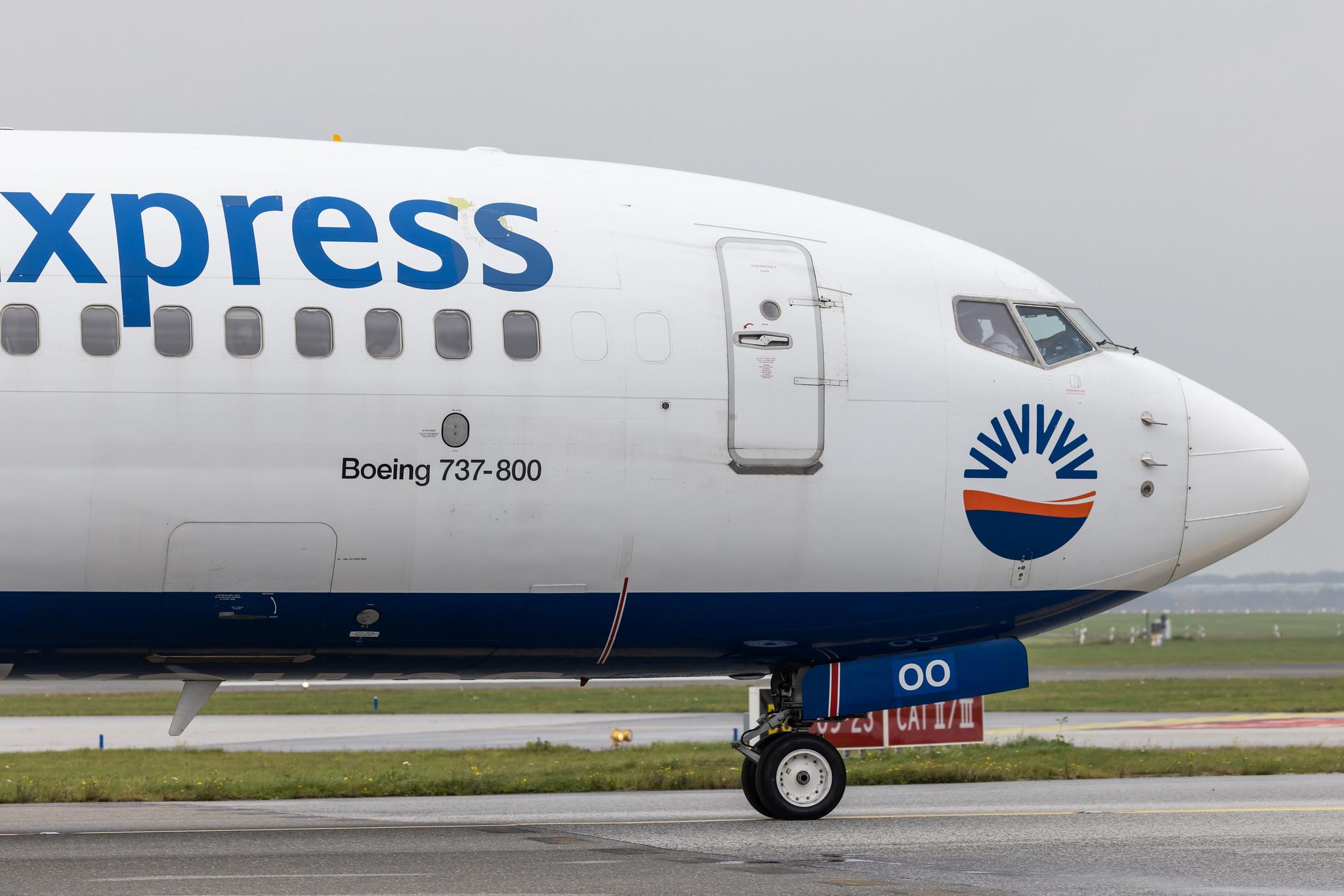 Hamburg Airport: SunExpress (XQ / SXS) |  Boeing 737-8AS B738 | TC-SOO | MSN 33558