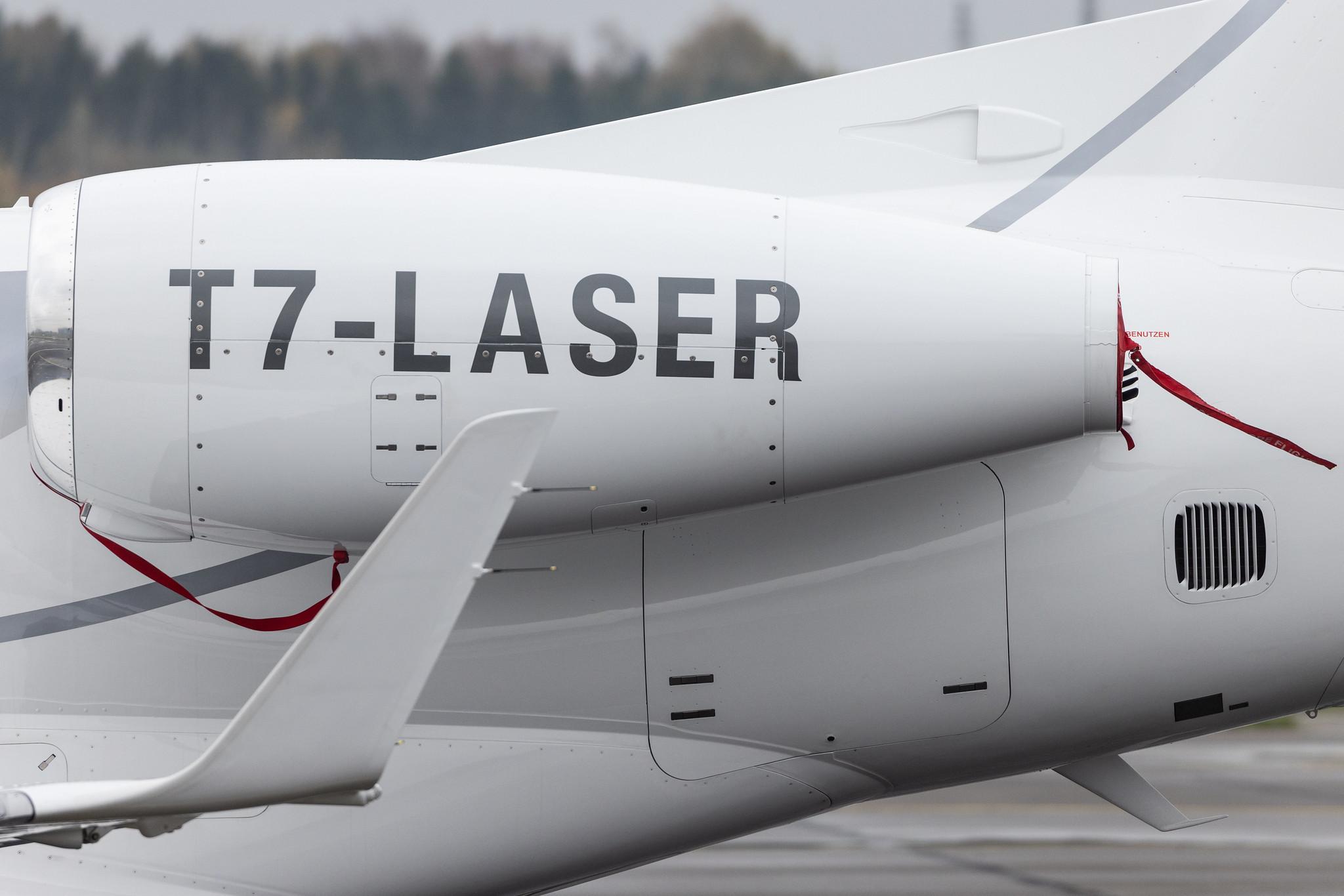 Hamburg Airport: Private owner |  Embraer Phenom 300 E55P | T7-LASER | MSN 50500590