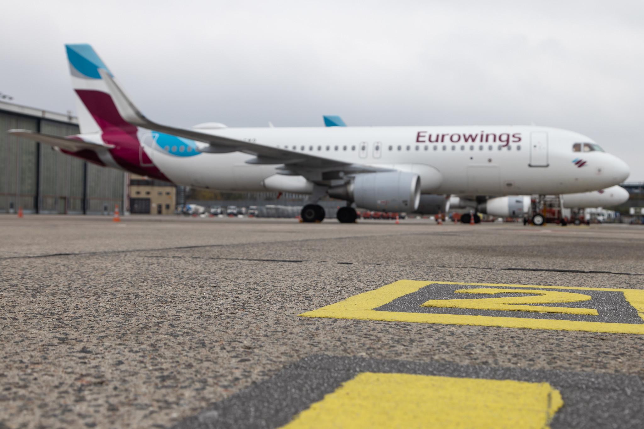 Hamburg Airport: Eurowings (EW / EWG) |  Airbus A320-214 A320 | D-AEWQ | MSN 7398
