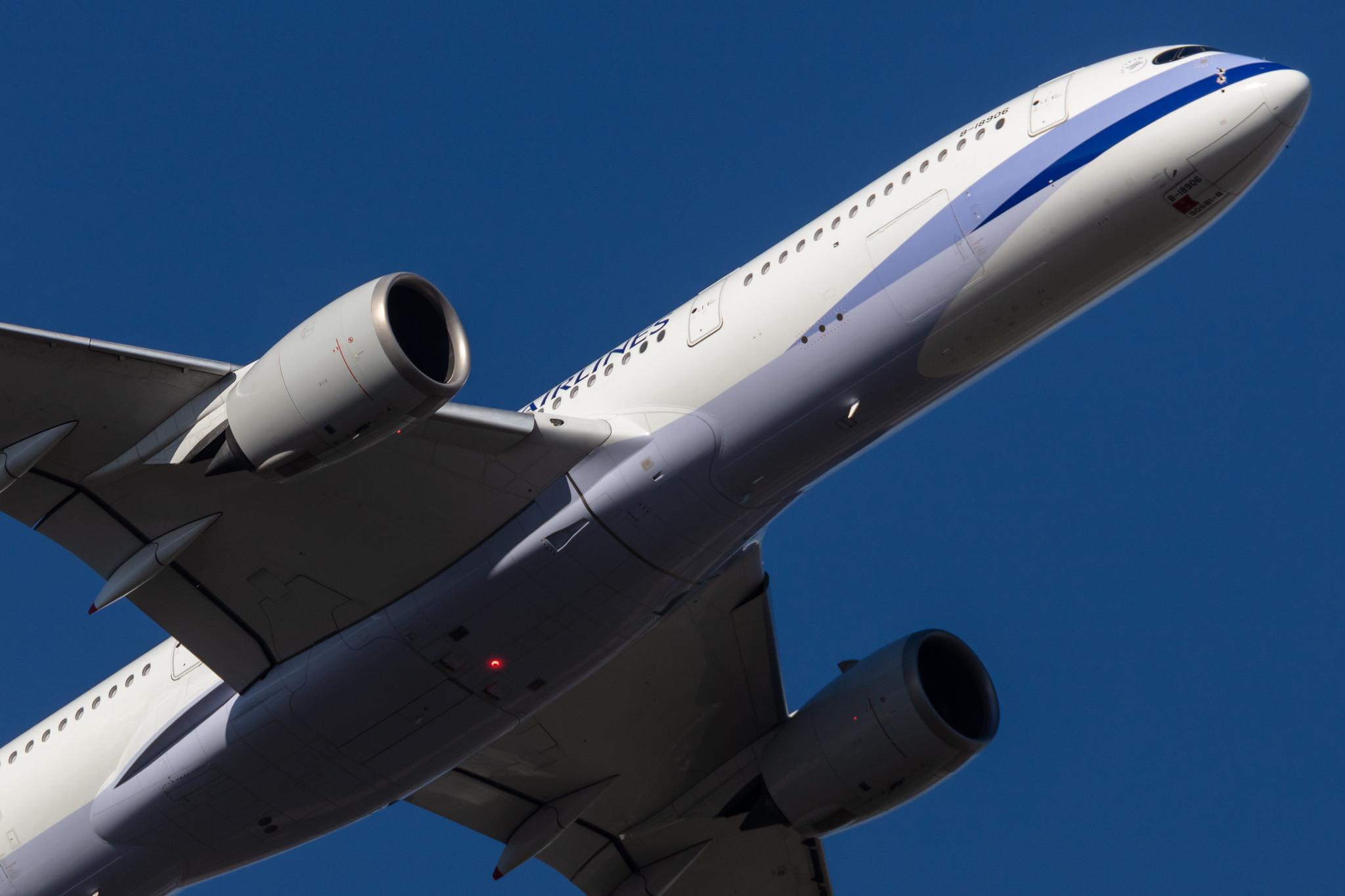 Frankfurt Airport: China Airlines (CI / CAL) |  Airbus A350-941 A359 | B-18906 | MSN 092