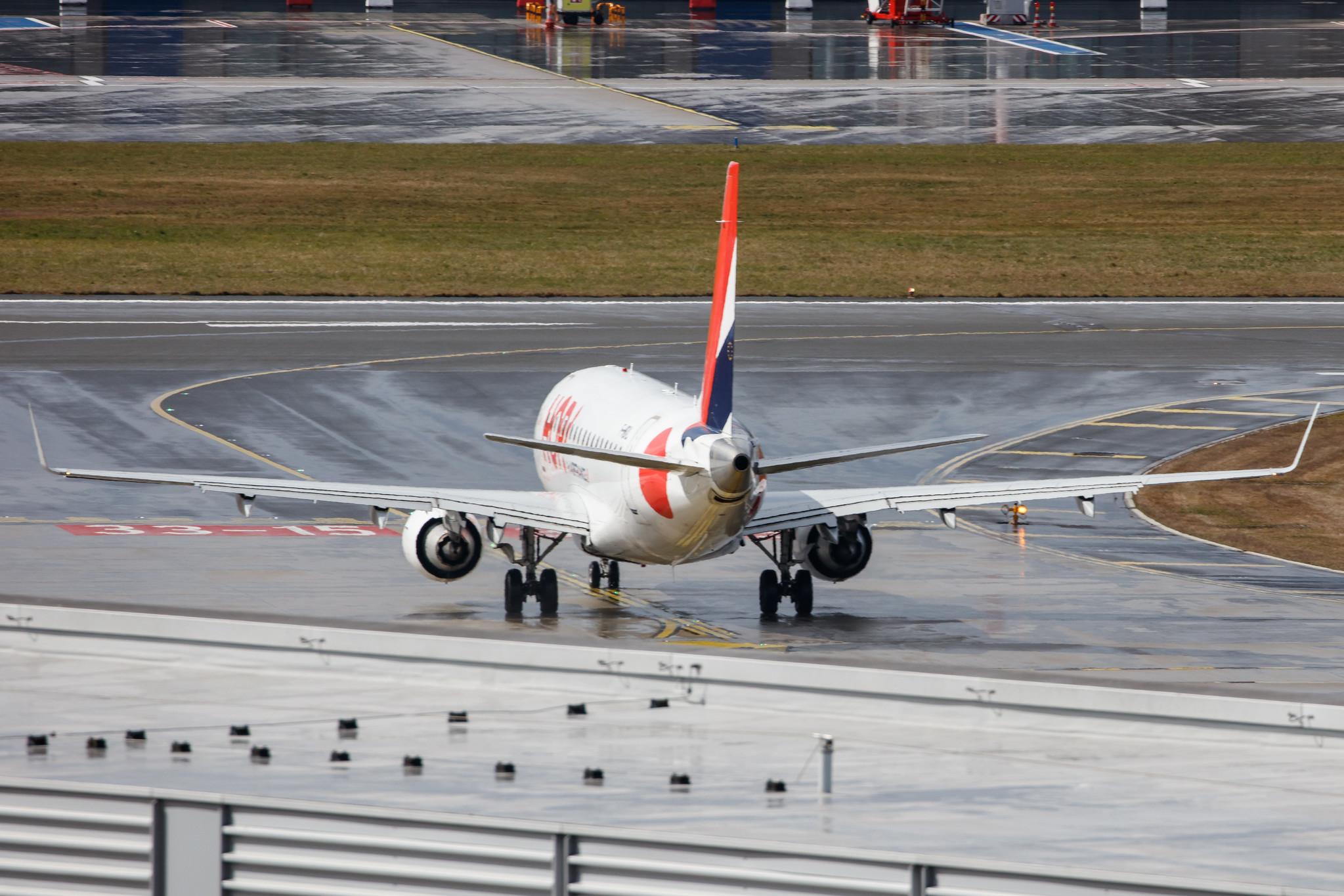 Hamburg Airport: Air France (AF / AFR) | Operator: Air France Hop |  Embraer E170LR E170 | F-HBXL | MSN 17000009