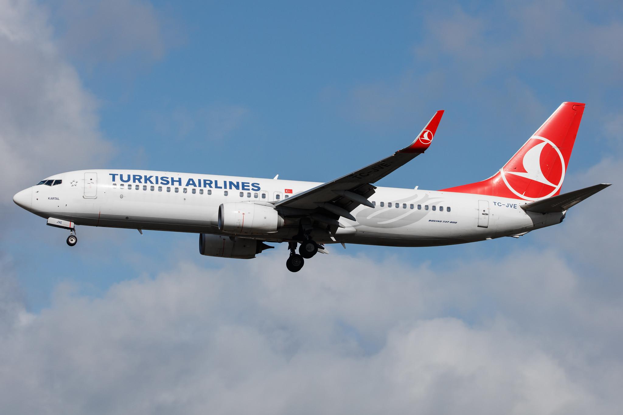 Hamburg Airport: Turkish Airlines (TK / THY) |  Boeing 737-8F2 B738 | TC-JVE | MSN 42006