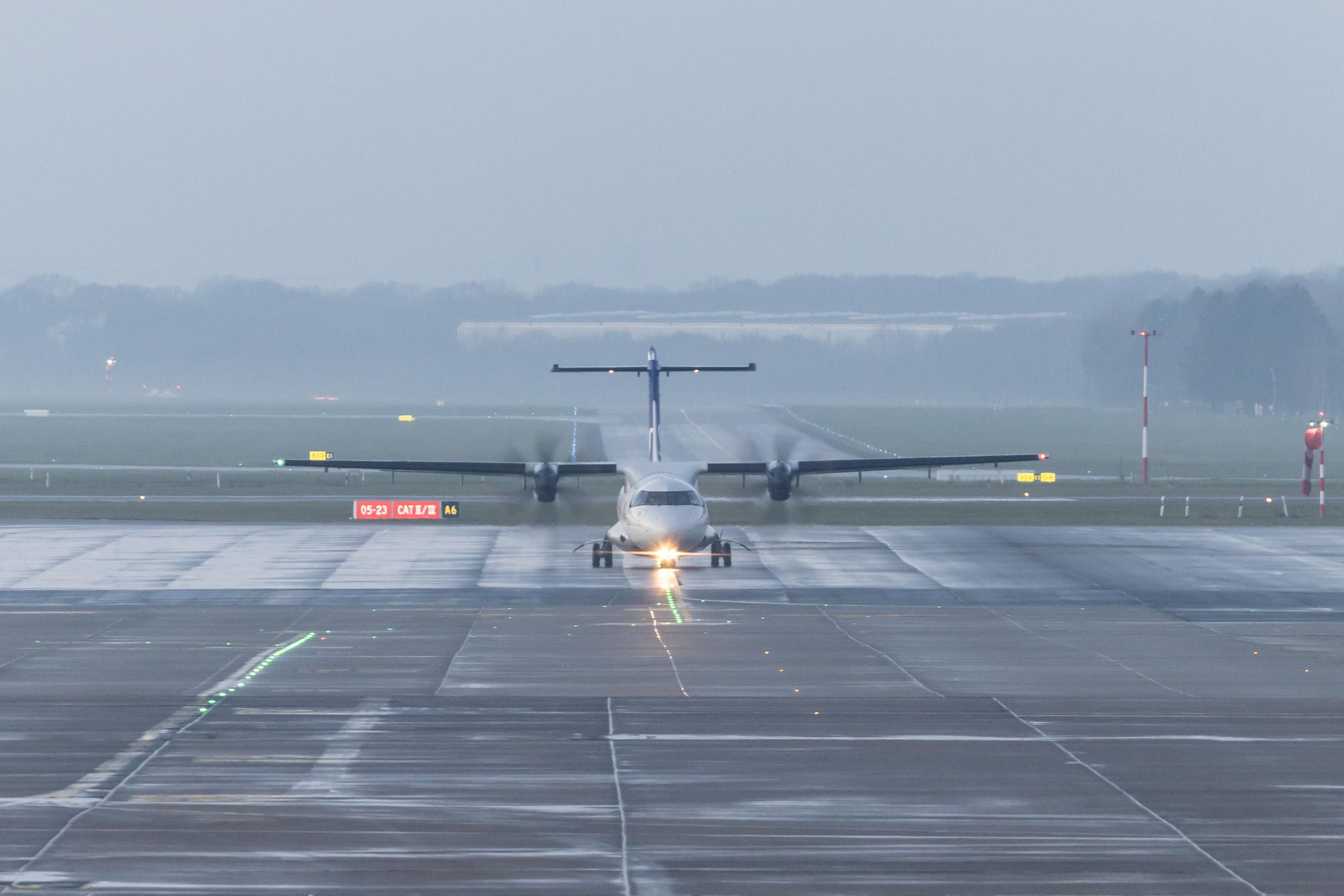 Hamburg Airport: SAS (SK / SAS) | Operator: Xfly |  ATR 72-600 AT76 | ES-ATJ | MSN 1056
